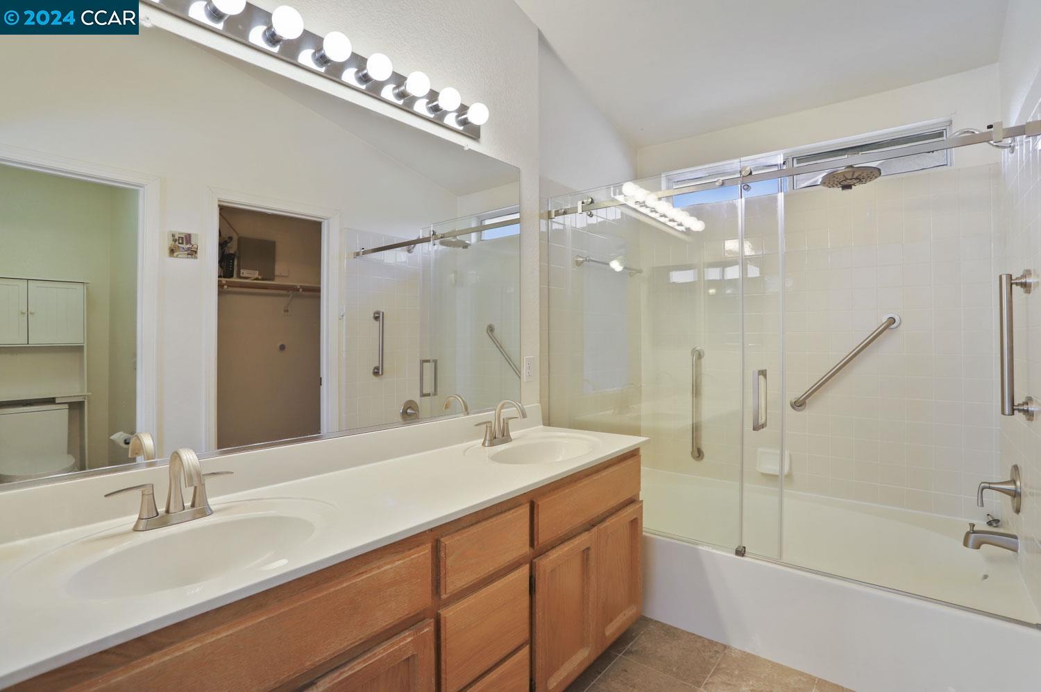2513 Eagle Rock Cir