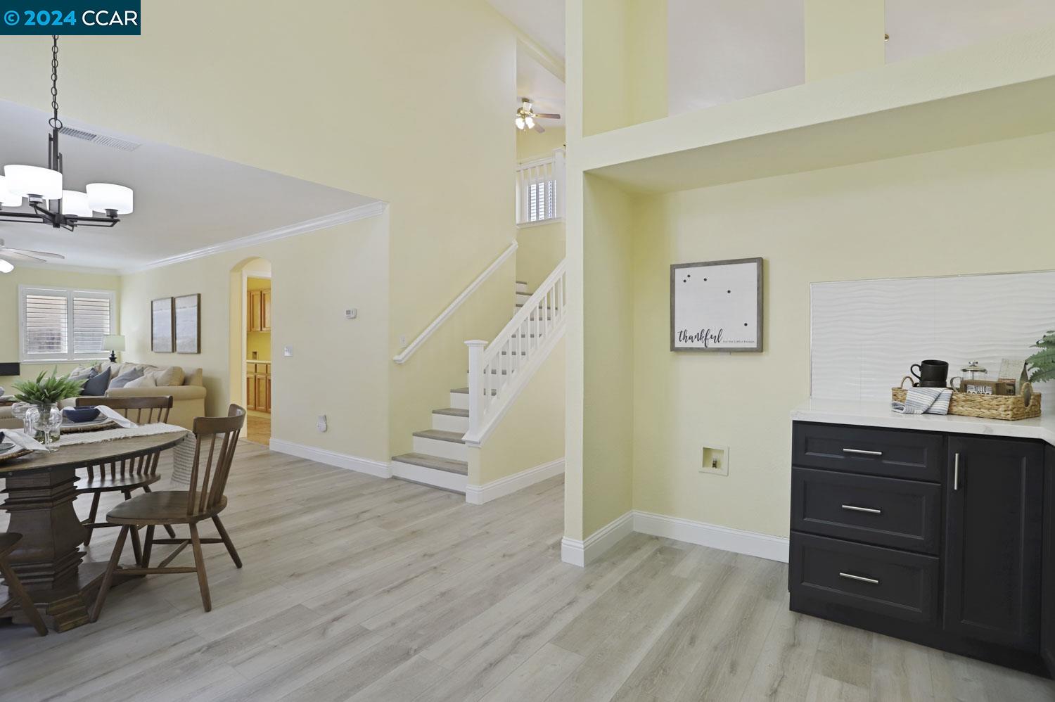 2513 Eagle Rock Cir