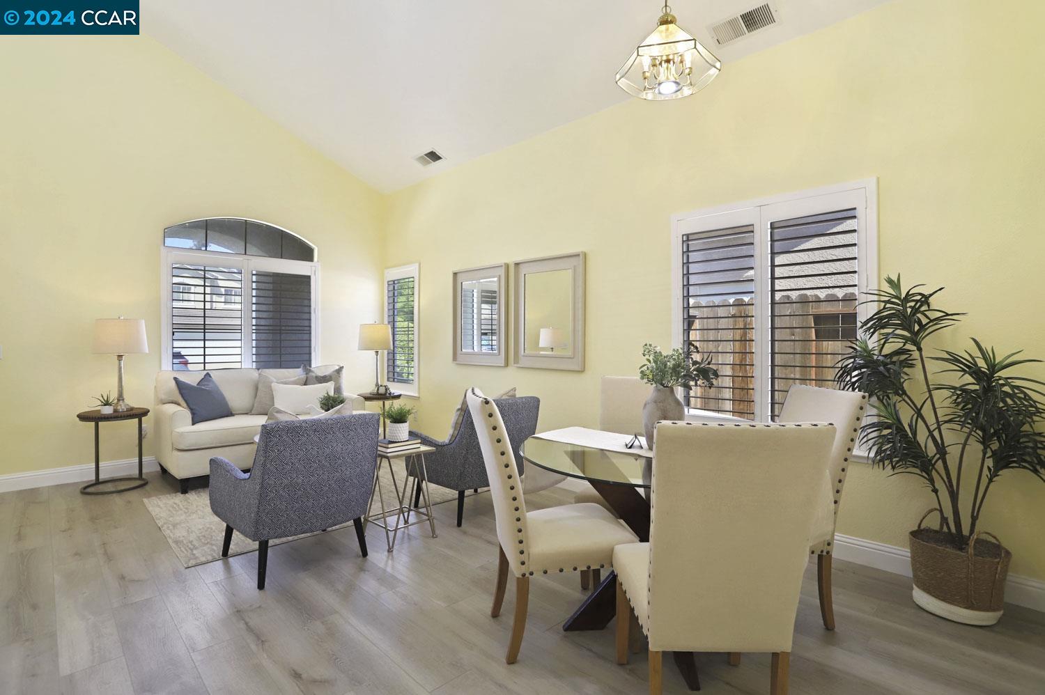 2513 Eagle Rock Cir