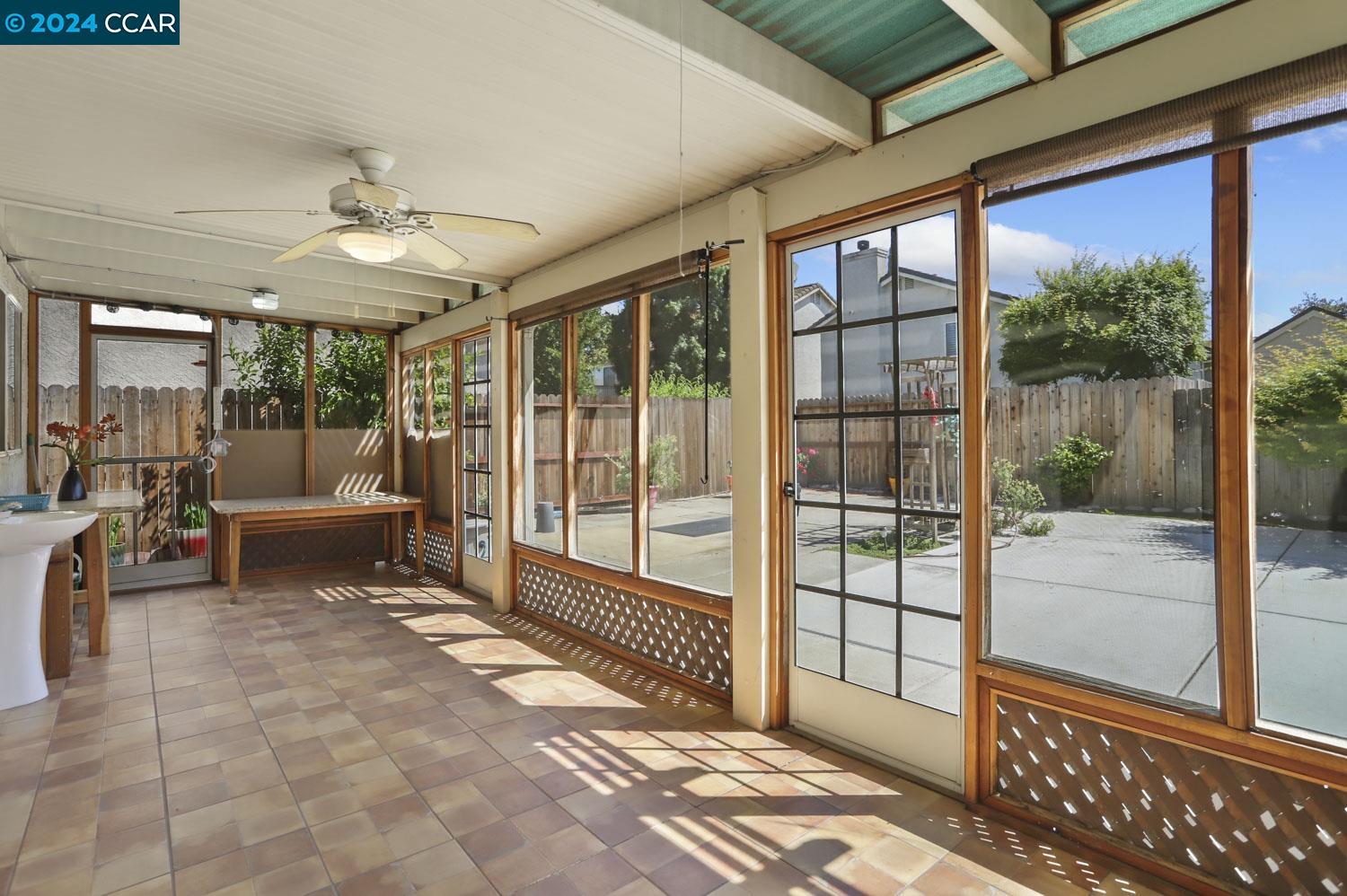 2513 Eagle Rock Cir