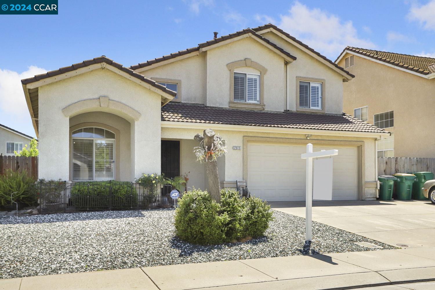 2513 Eagle Rock Cir