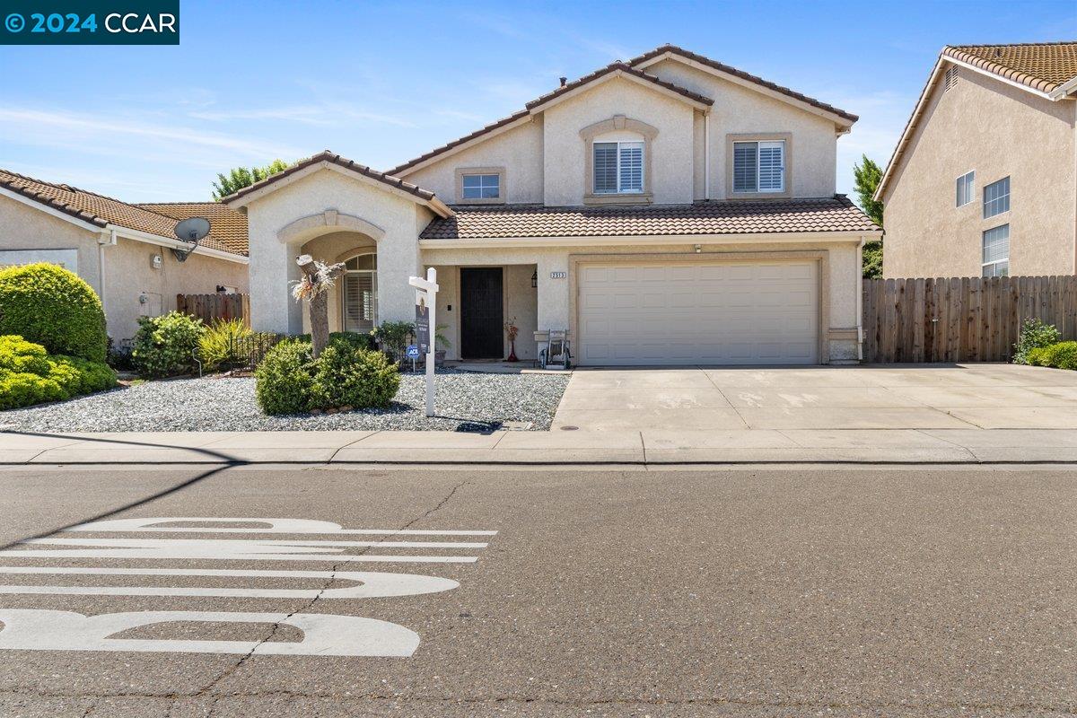 2513 Eagle Rock Cir