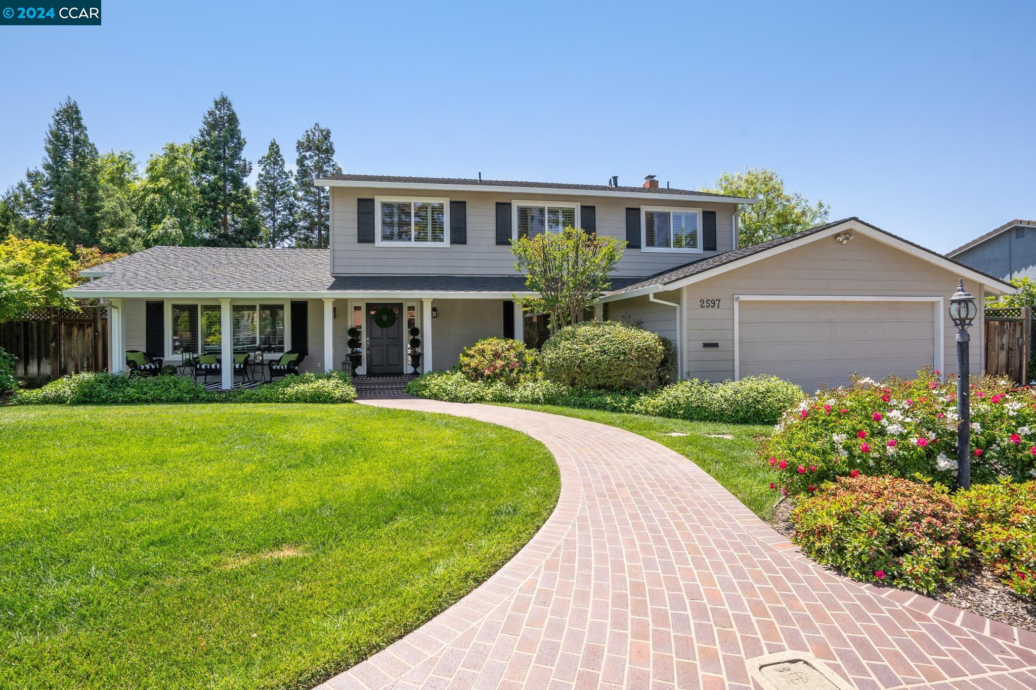2597 Comistas Dr