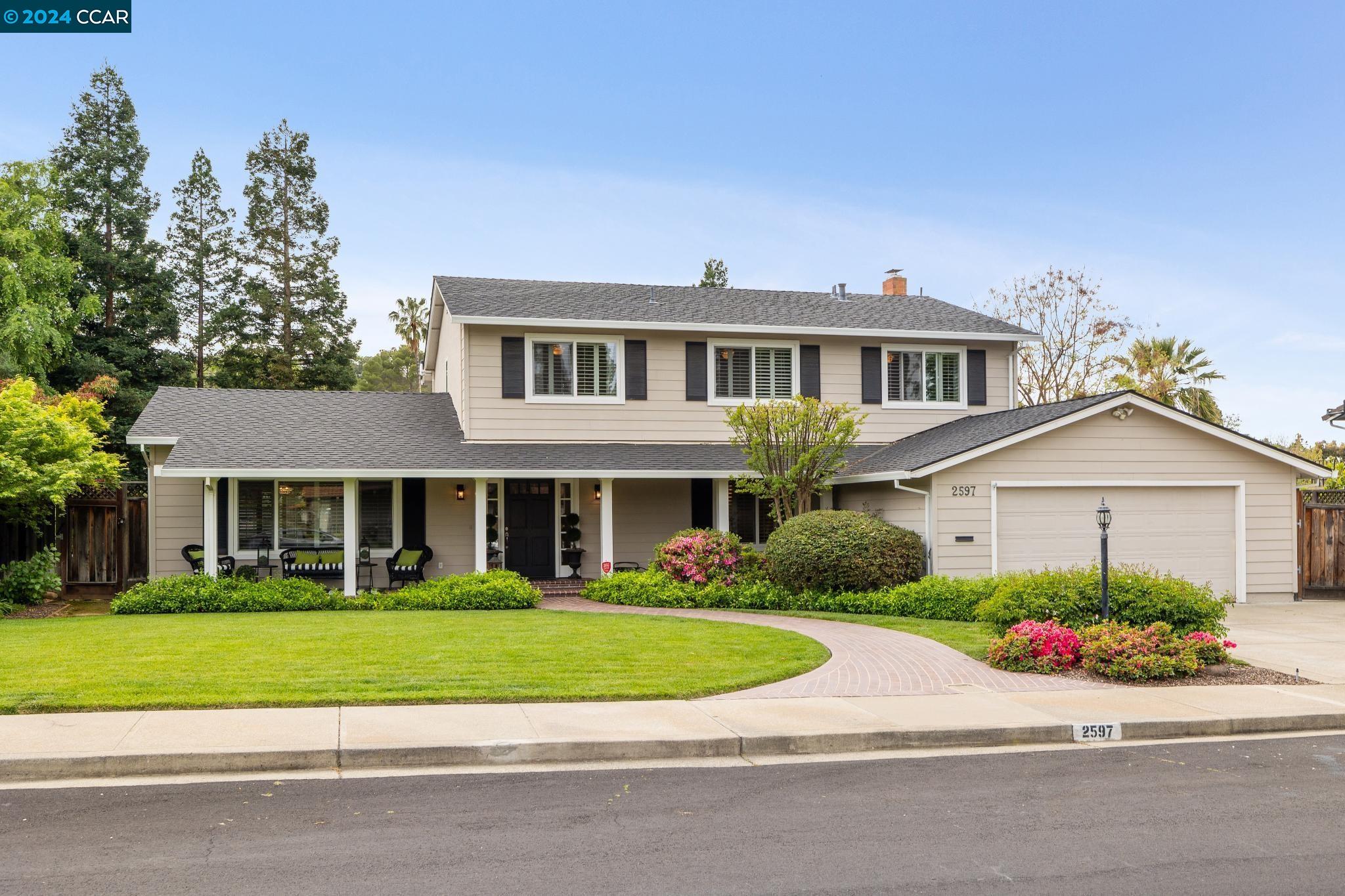 2597 Comistas Dr