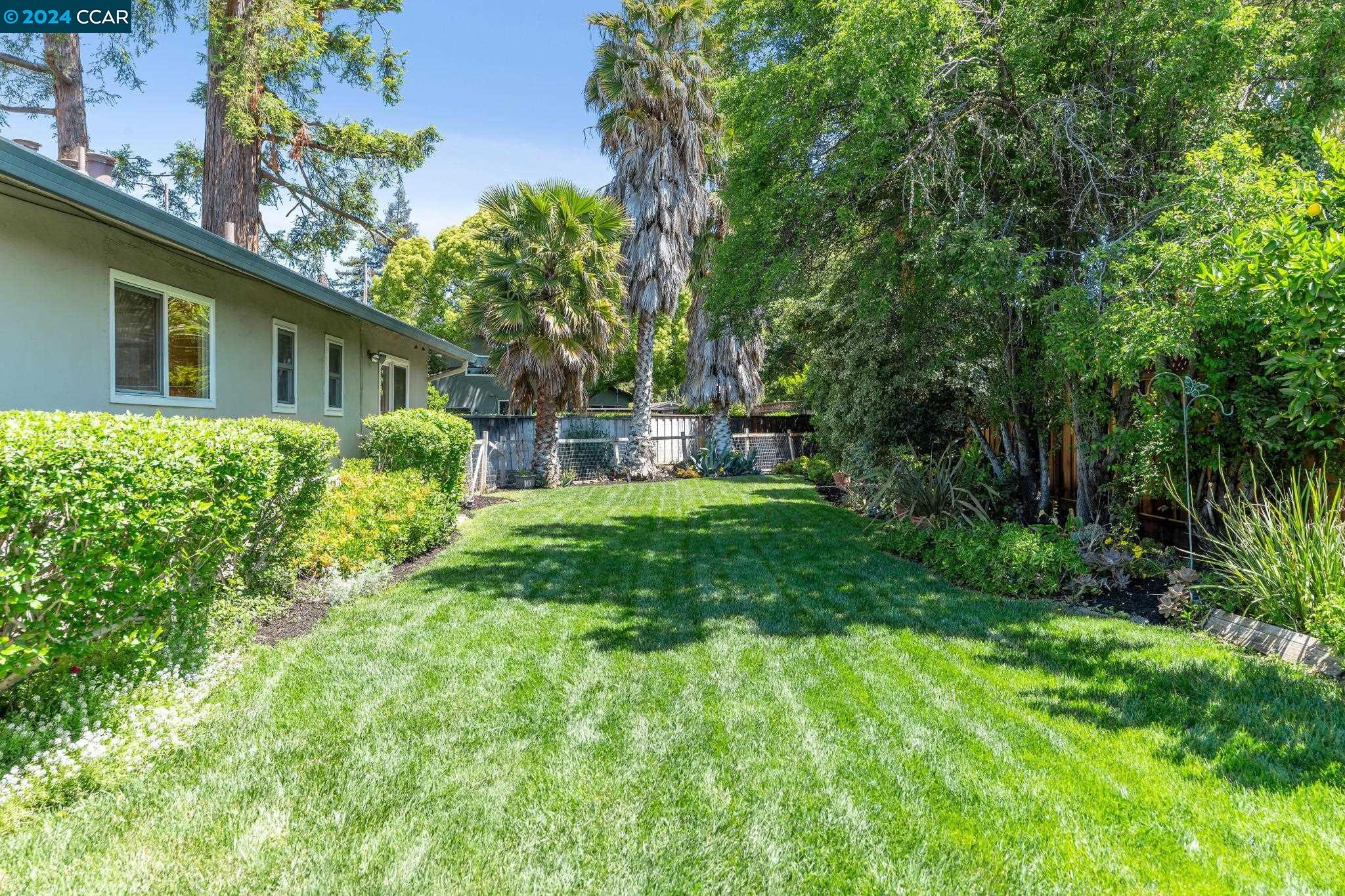 828 Ryan Ct