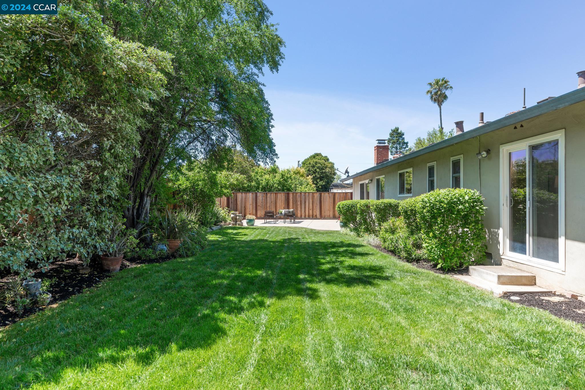 828 Ryan Ct