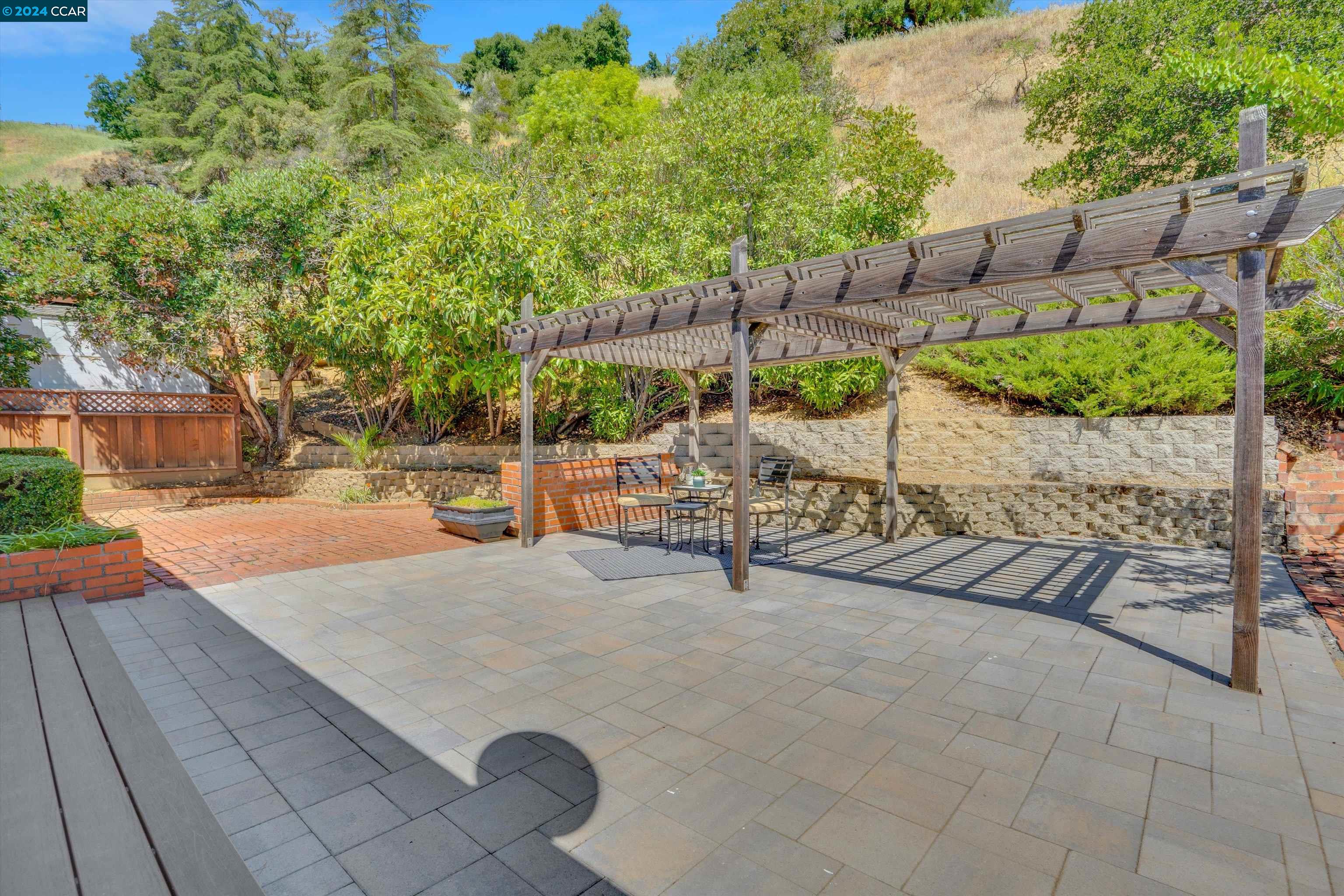 135 St. Marys Ct