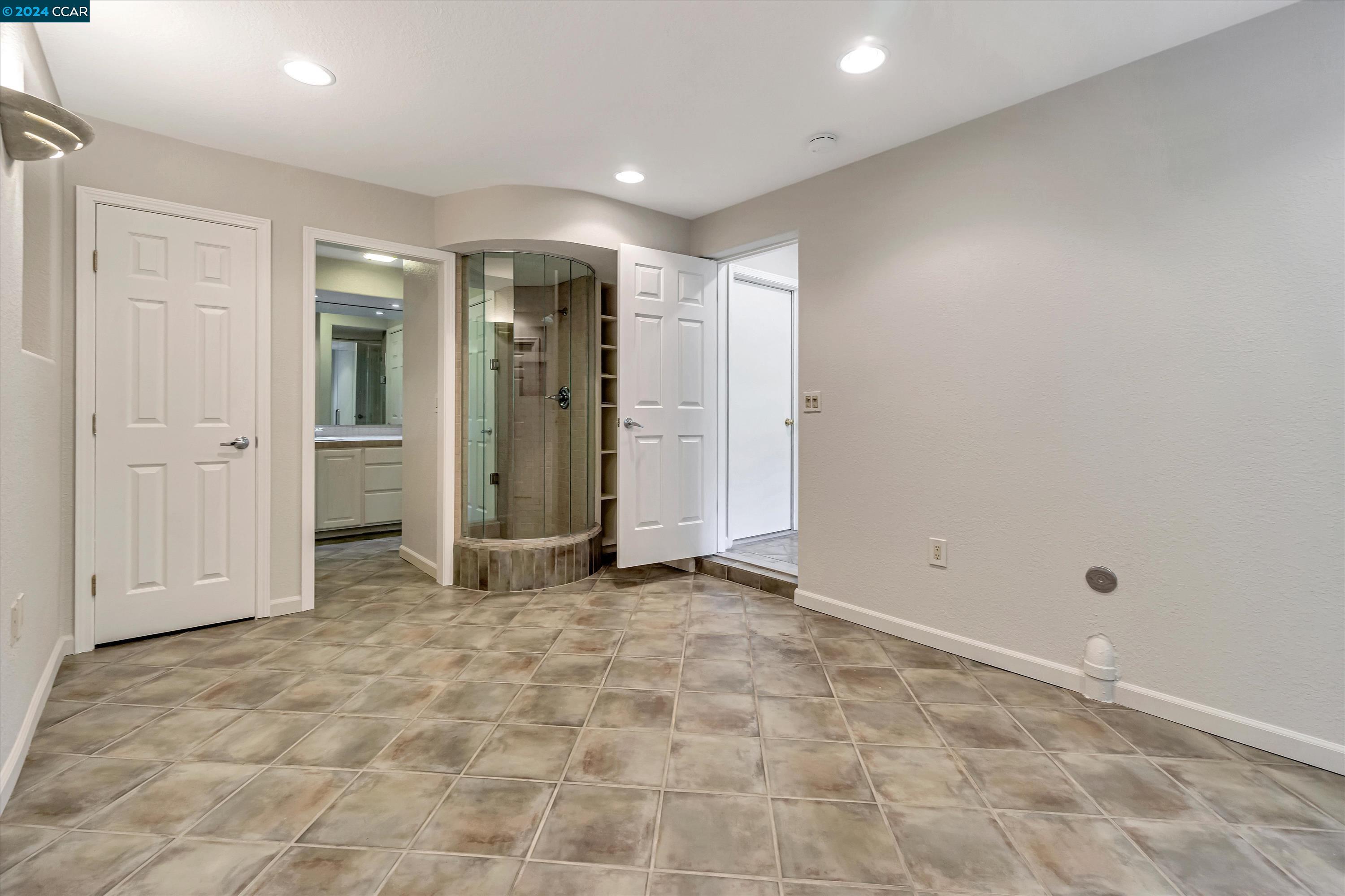1821 Lamplight Ct