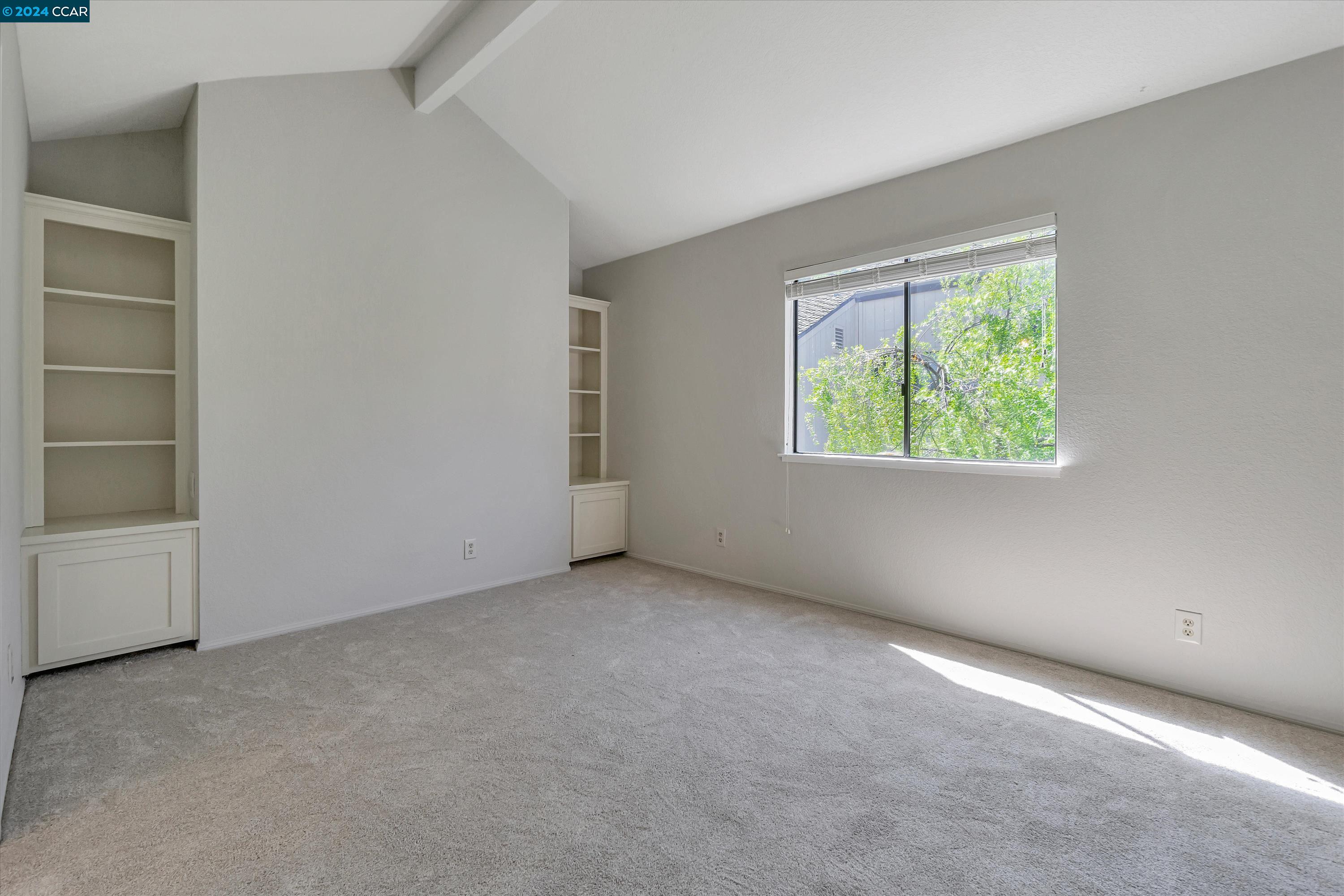 1821 Lamplight Ct