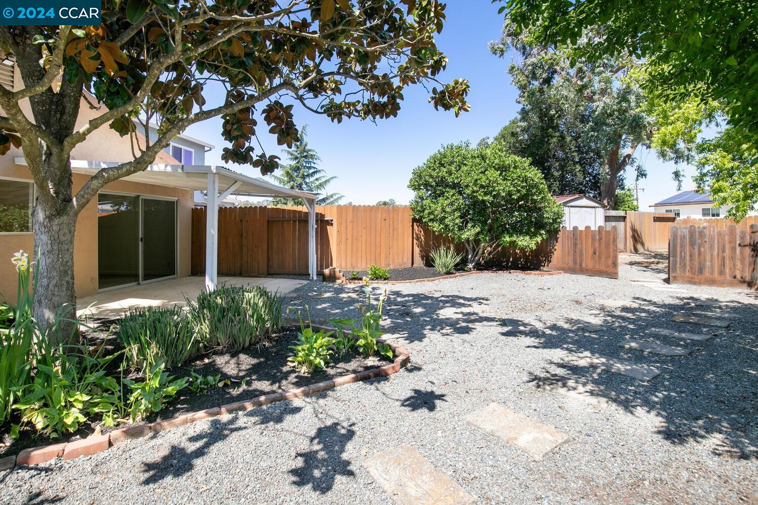 156 Woodview Ct