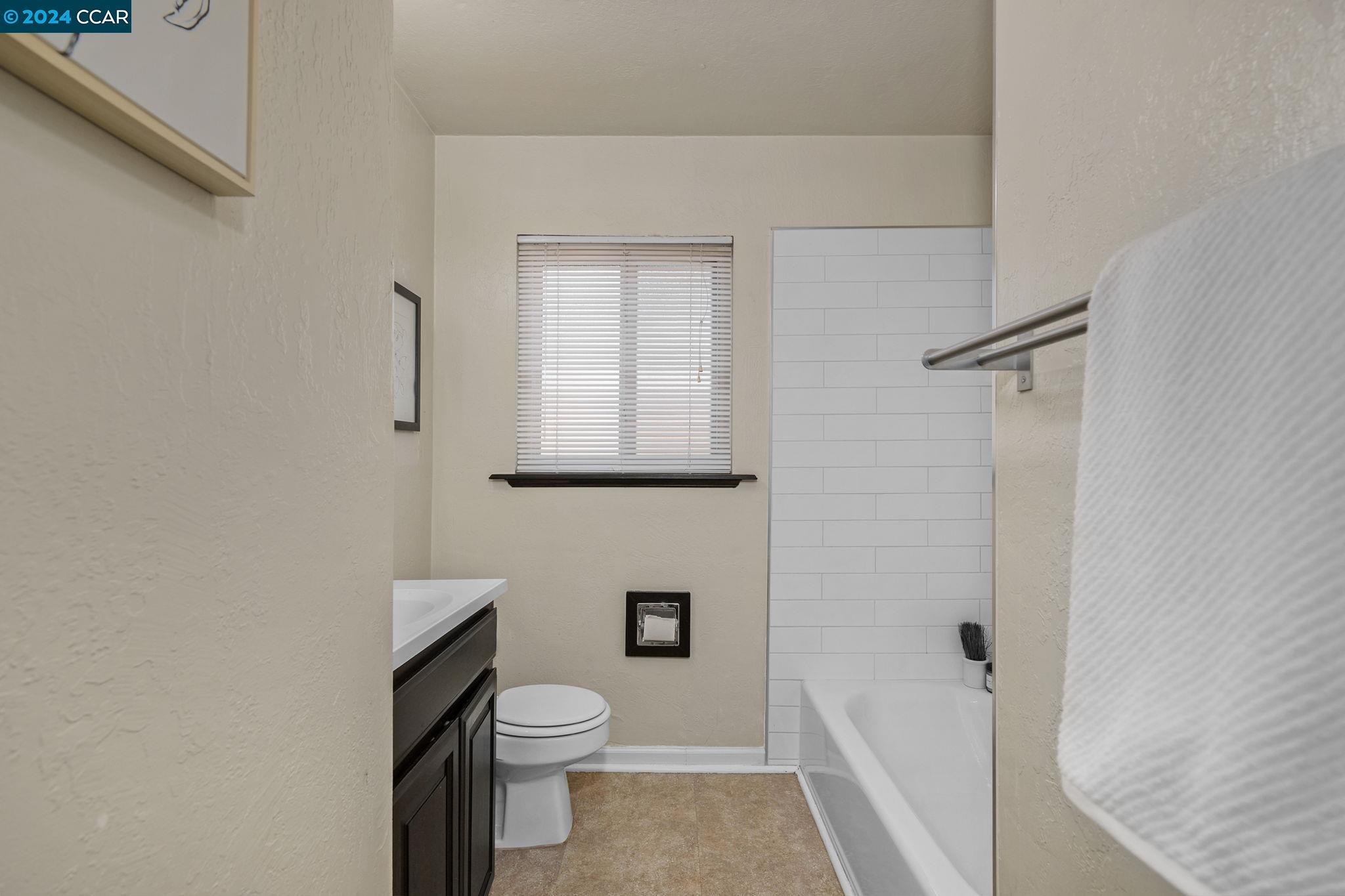 3195 Ameno Rd