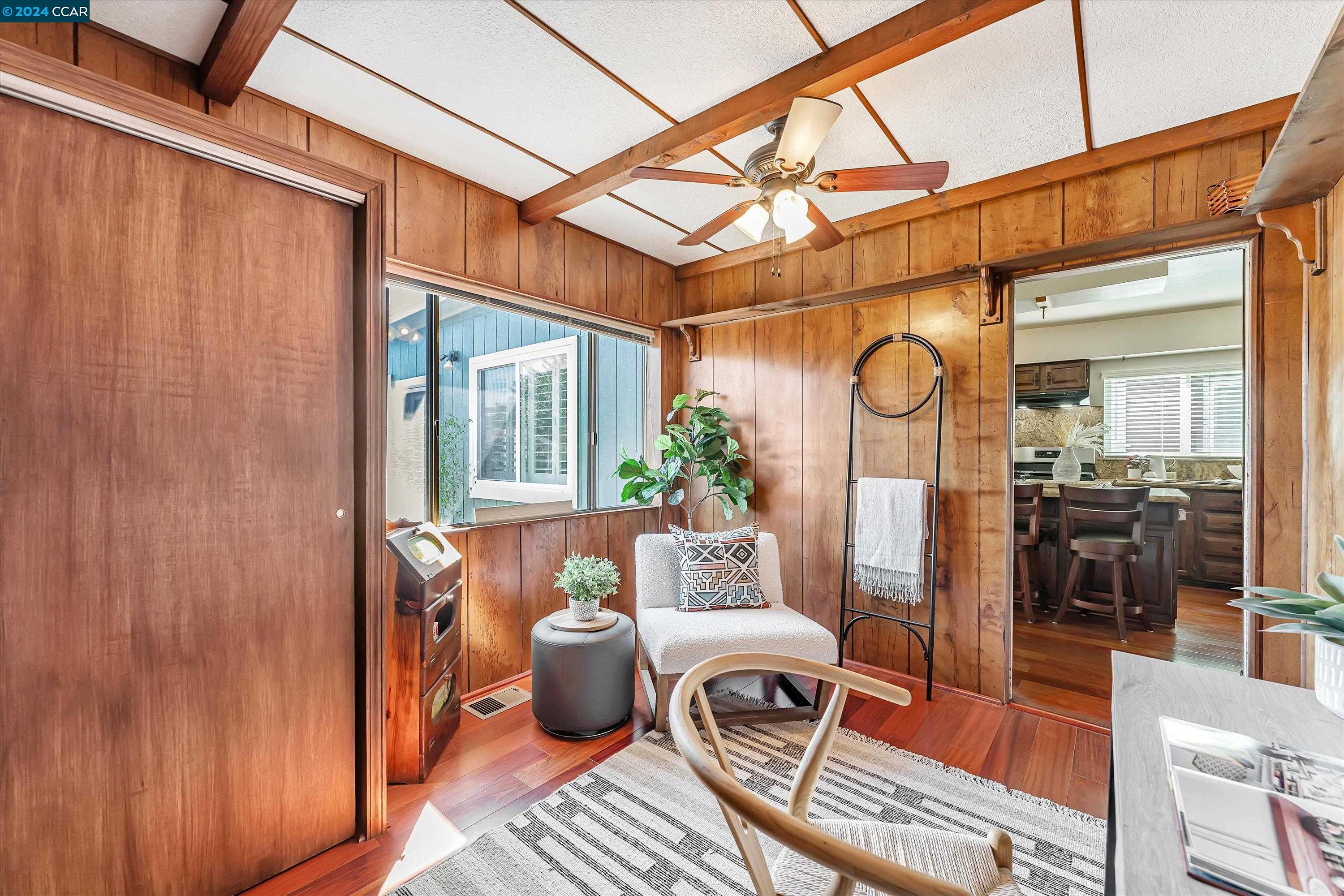 2512 Buena Vista Ave