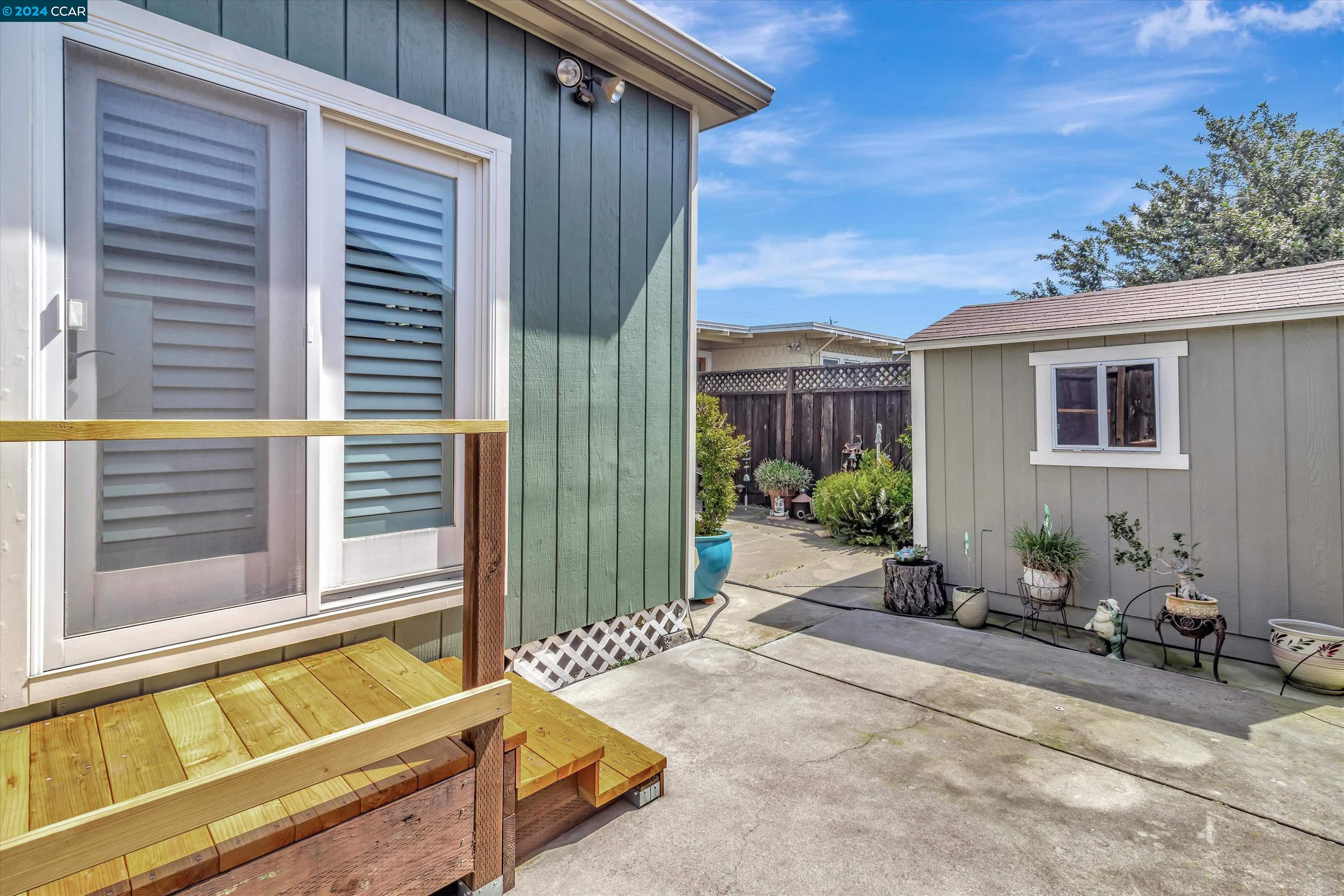 2512 Buena Vista Ave
