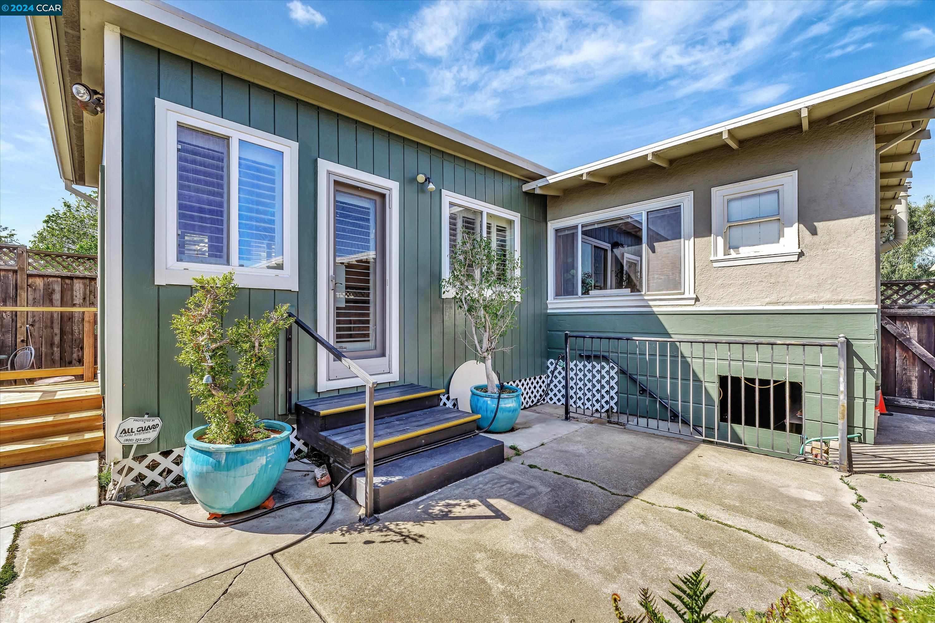 2512 Buena Vista Ave