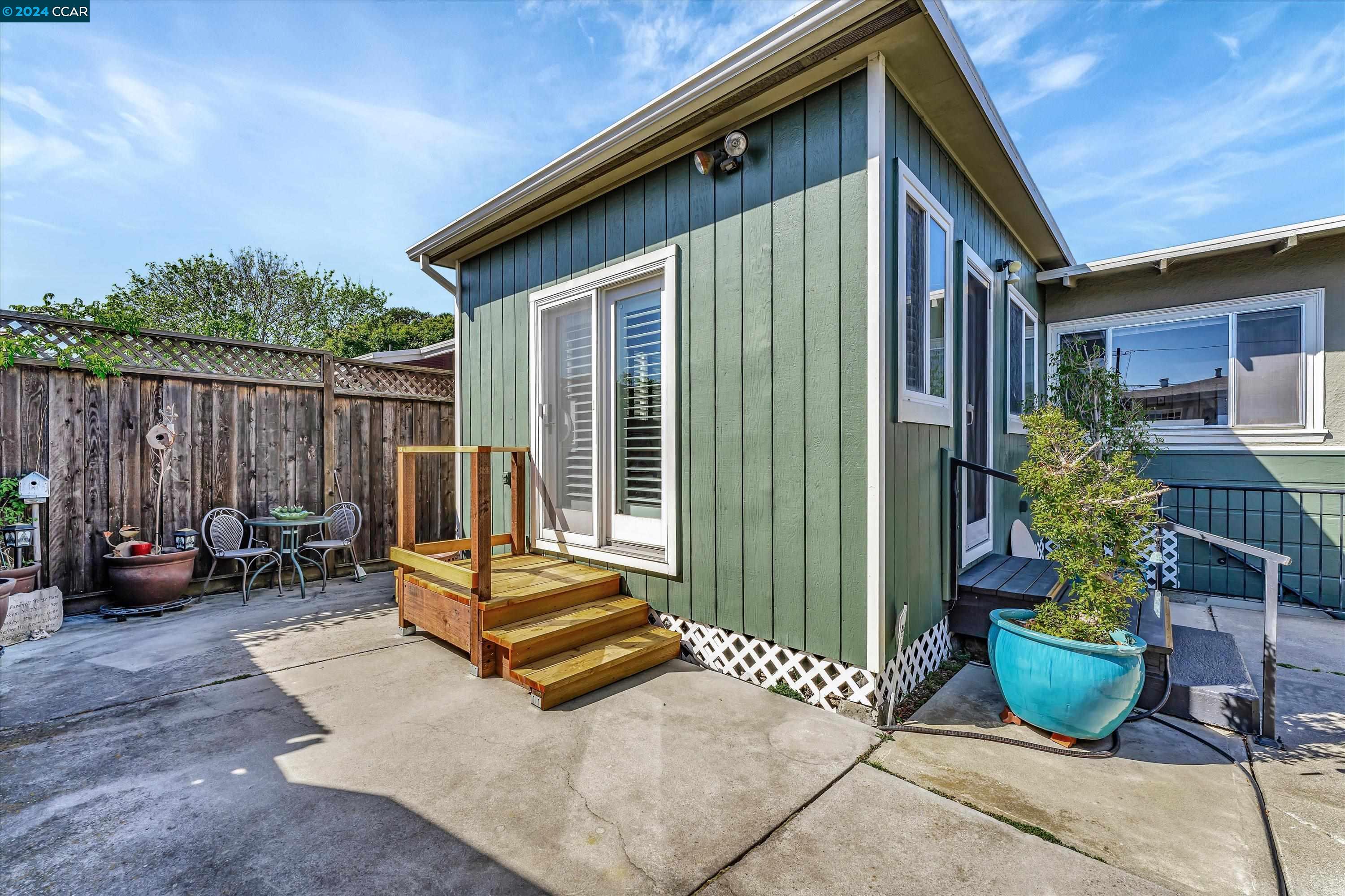 2512 Buena Vista Ave
