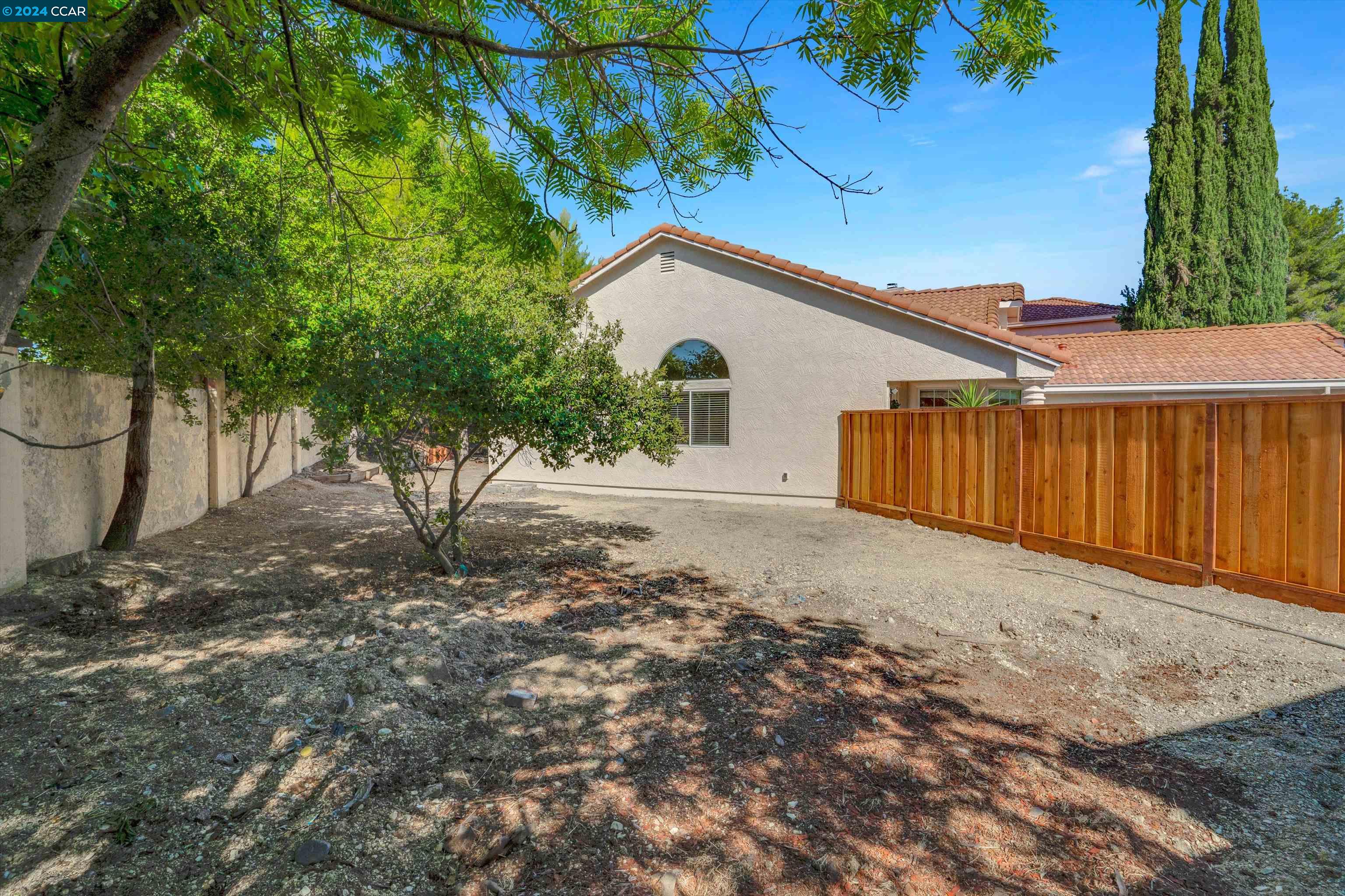 5000 Catanzaro Way
