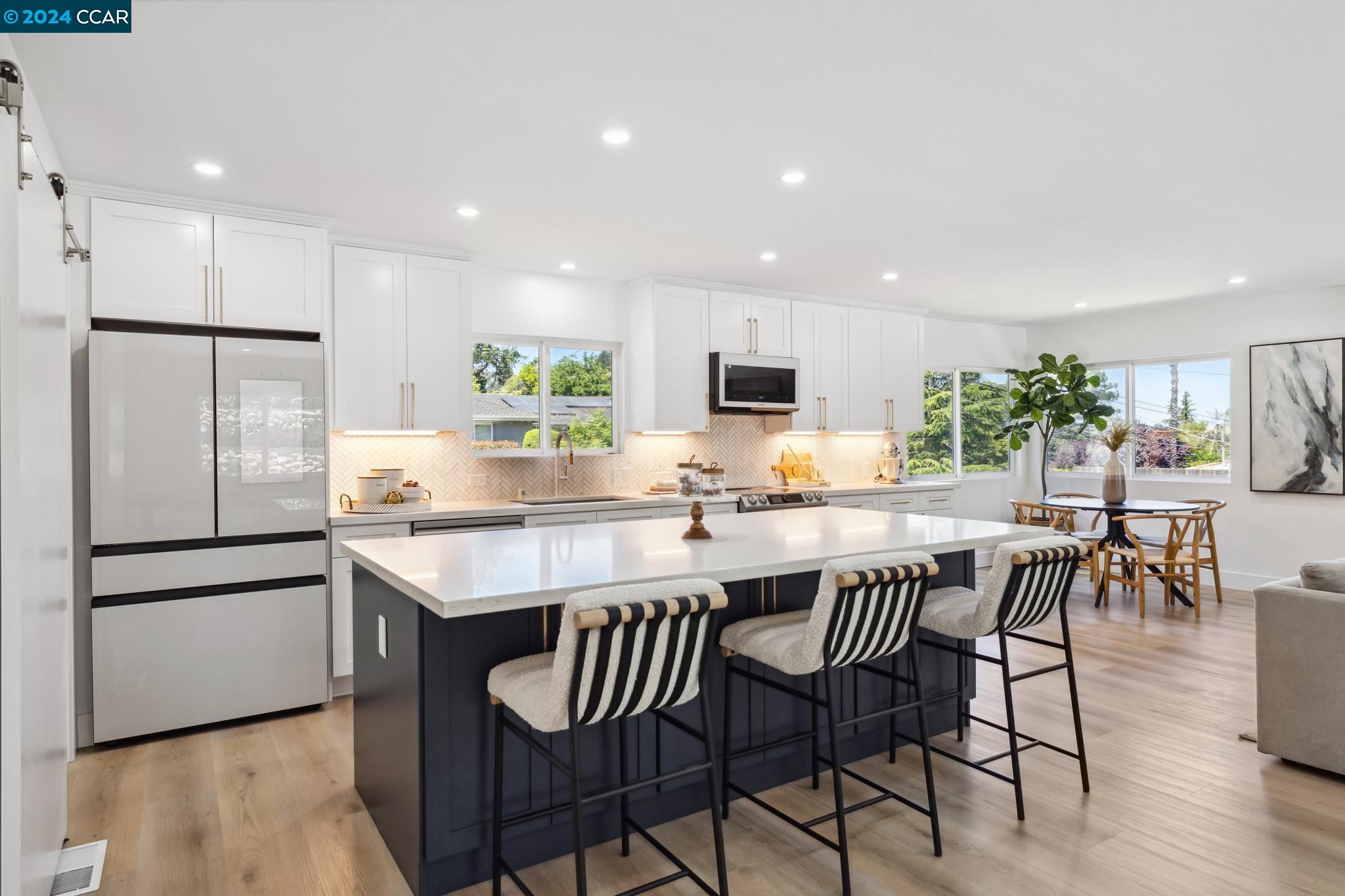 3751 Northridge Dr
