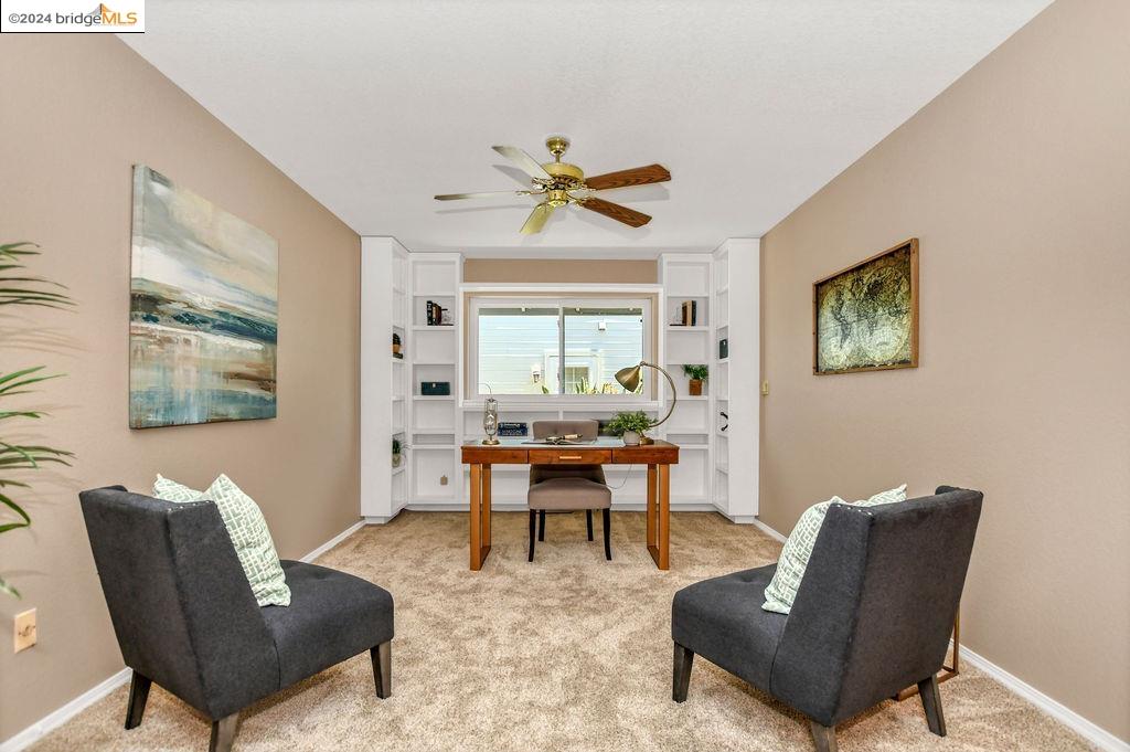 1887 Dolphin Pl