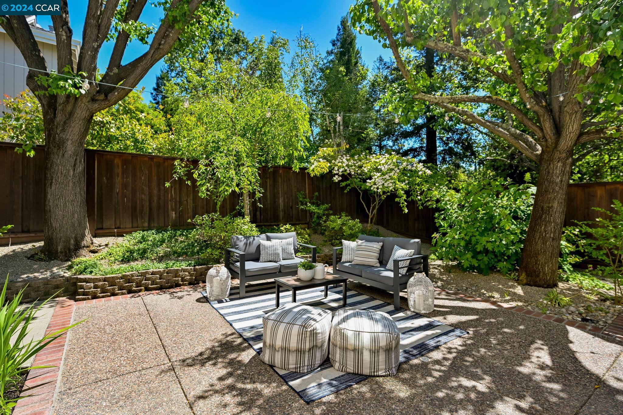 145 Briar Pl