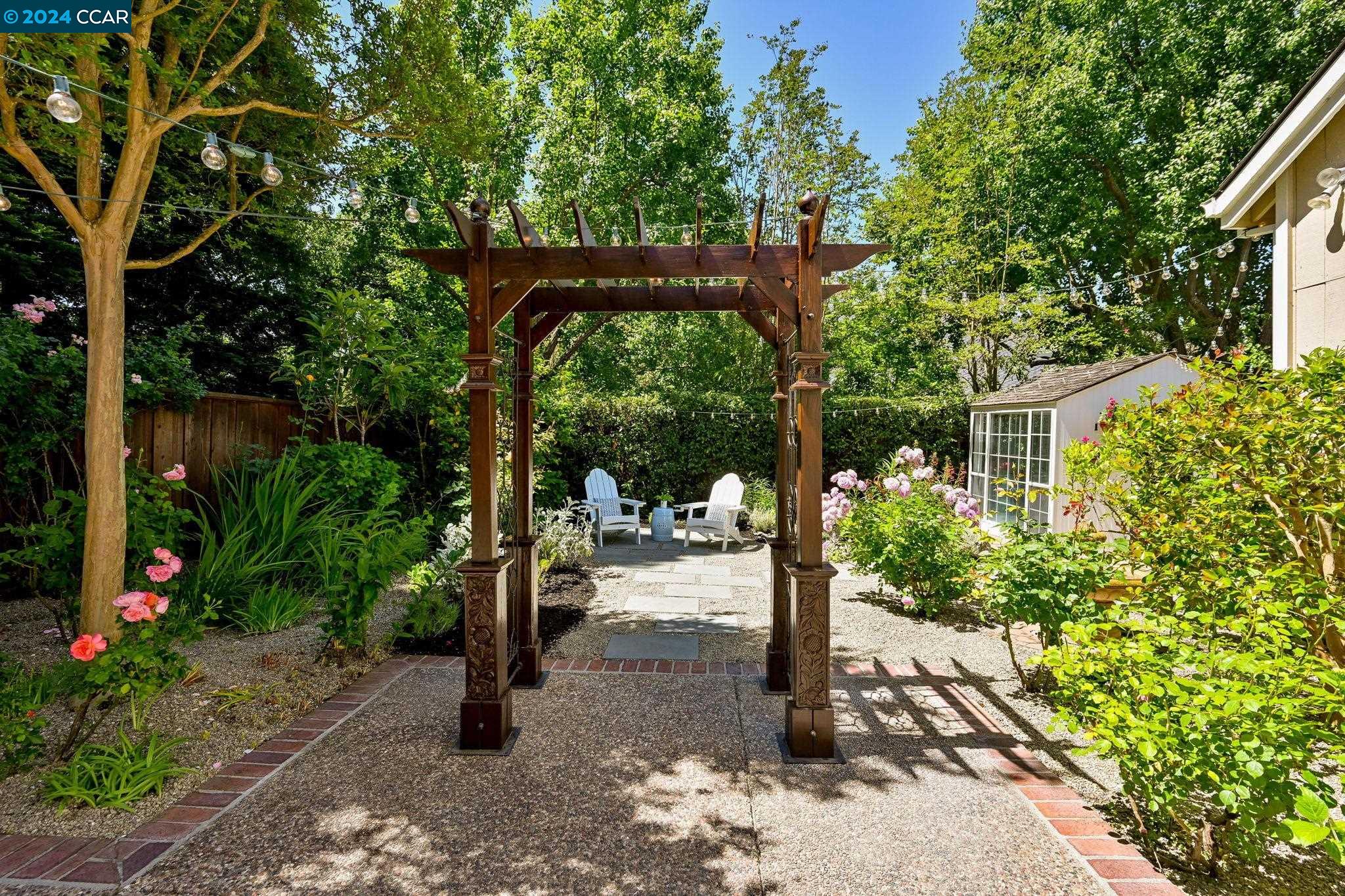 145 Briar Pl