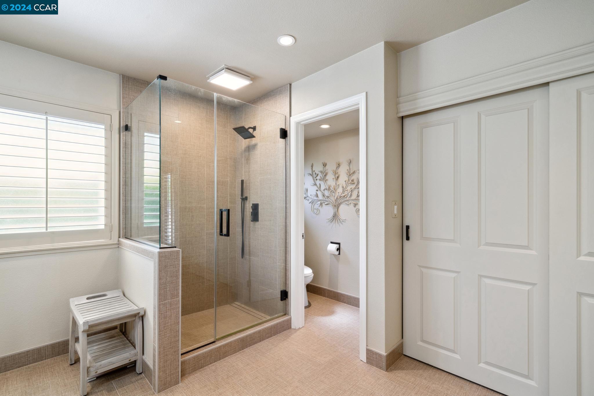 661 Adobe Dr