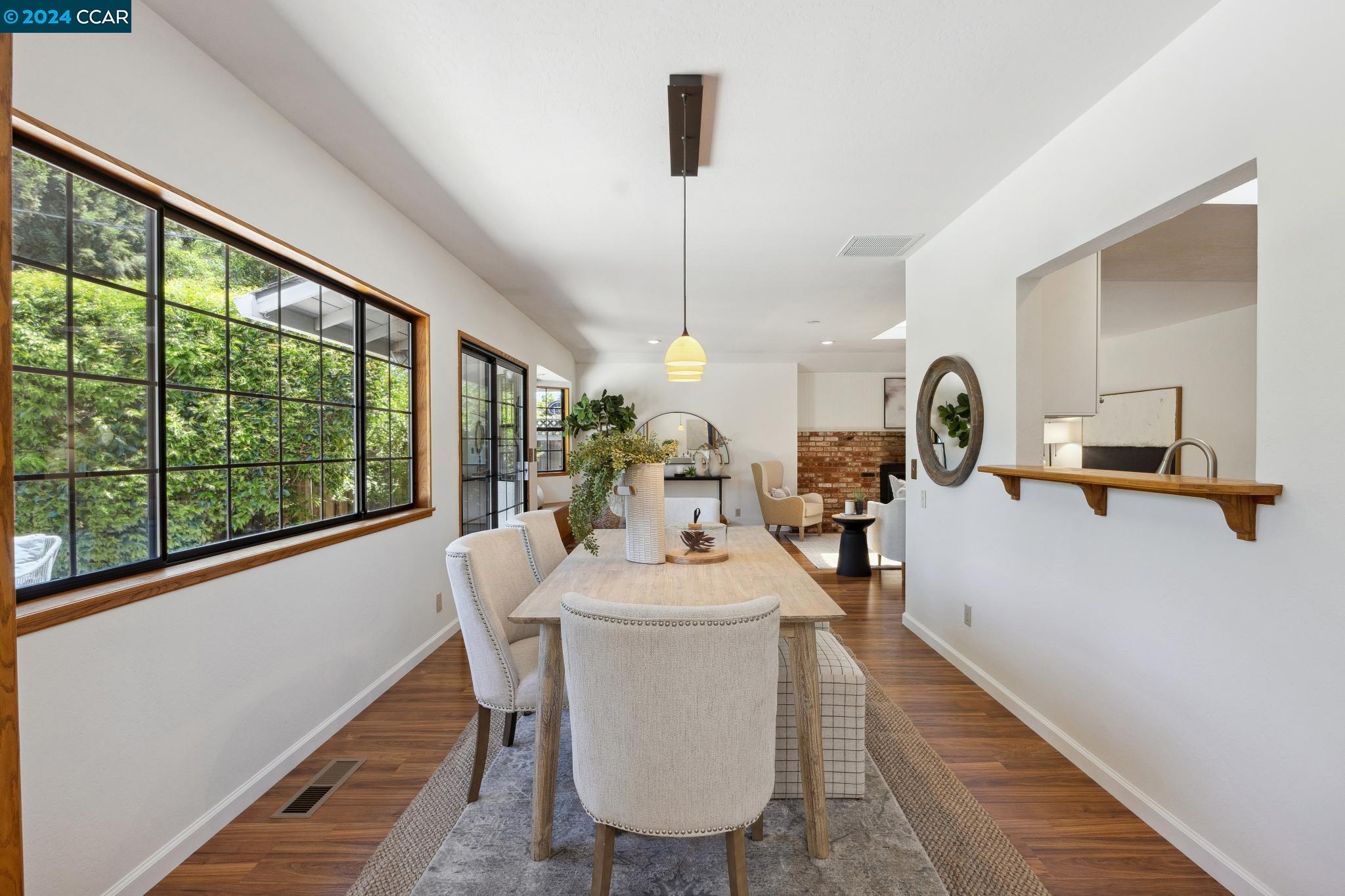3171 Santa Paula Dr