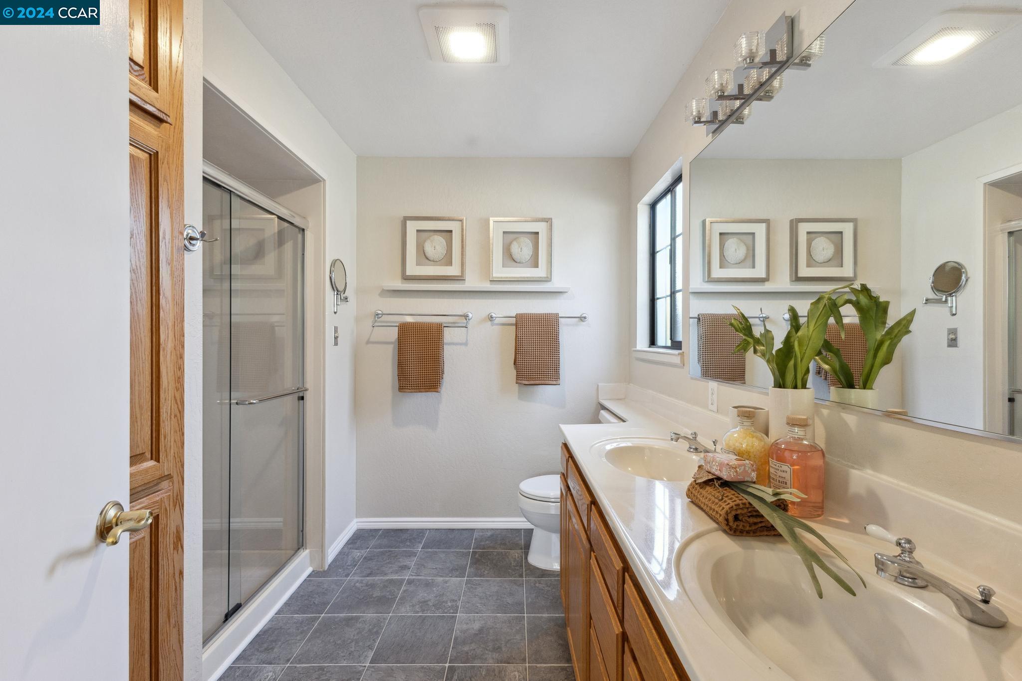 3171 Santa Paula Dr