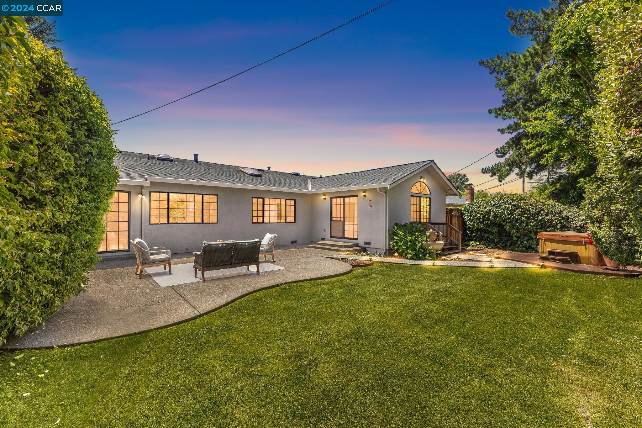 3171 Santa Paula Dr