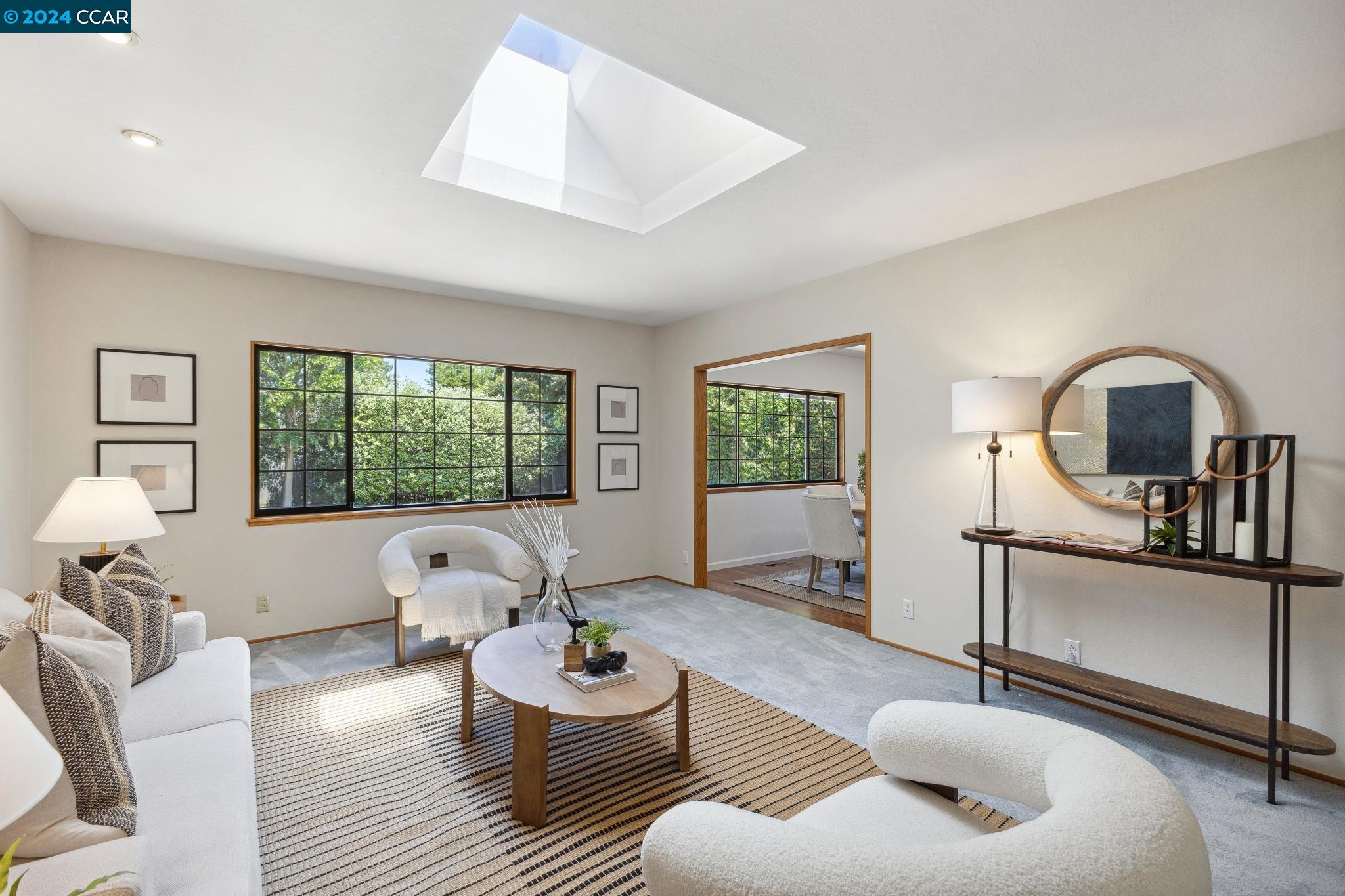 3171 Santa Paula Dr