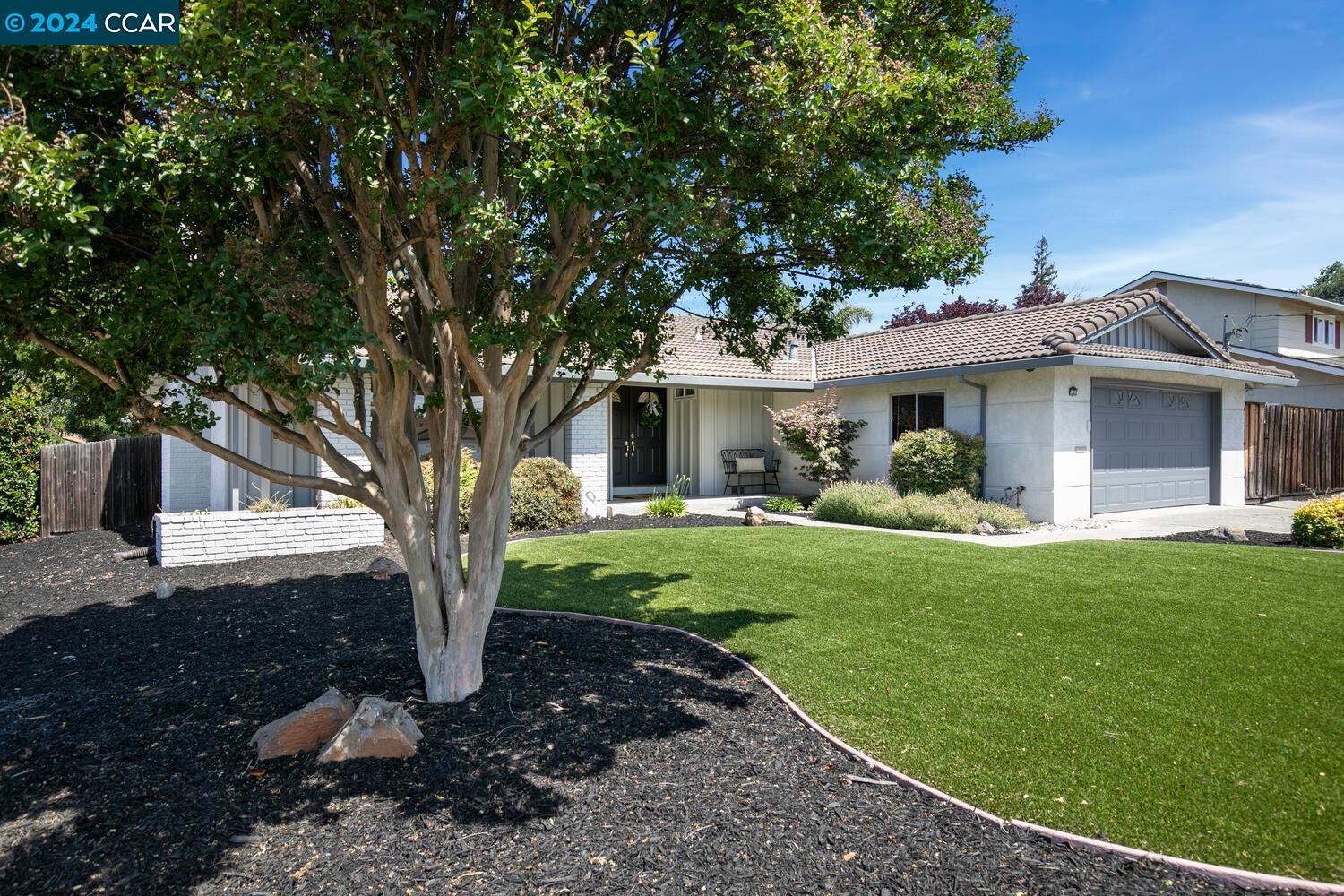 3713 Parkmall Ct