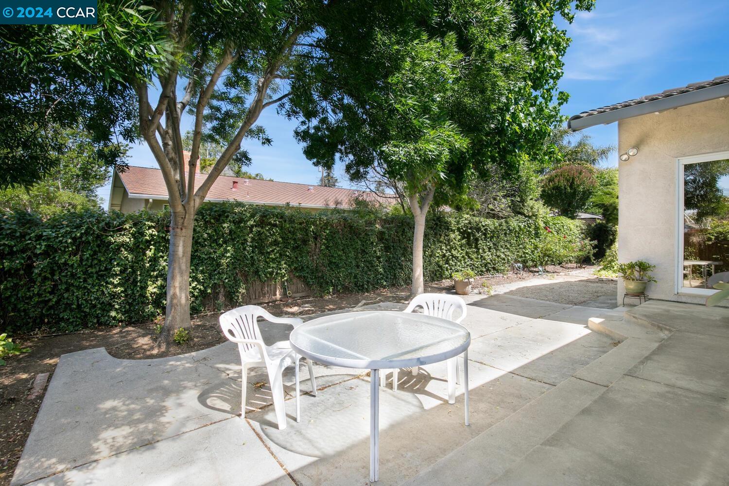 3713 Parkmall Ct