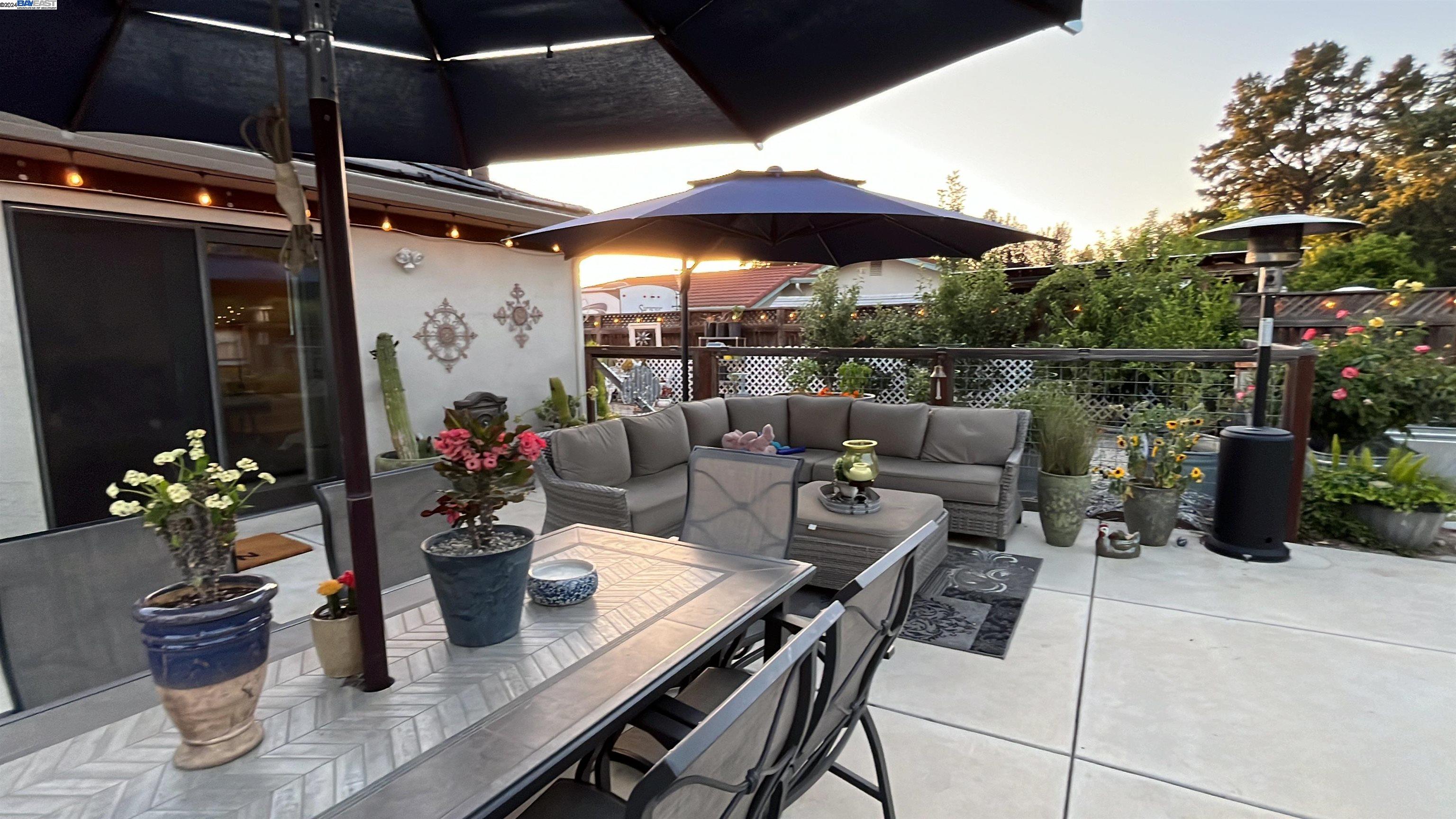 5929 Cardinet Dr