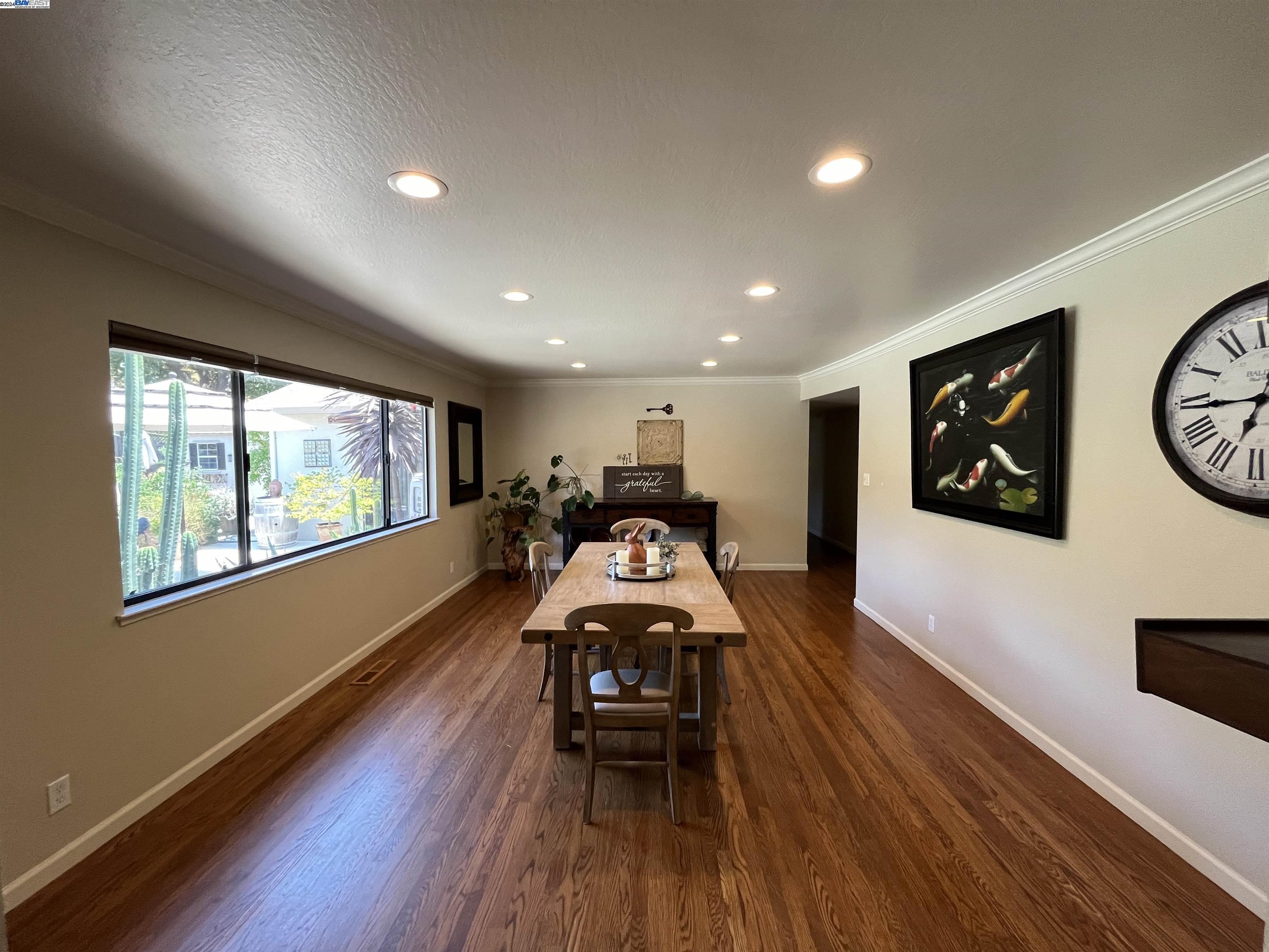 5929 Cardinet Dr