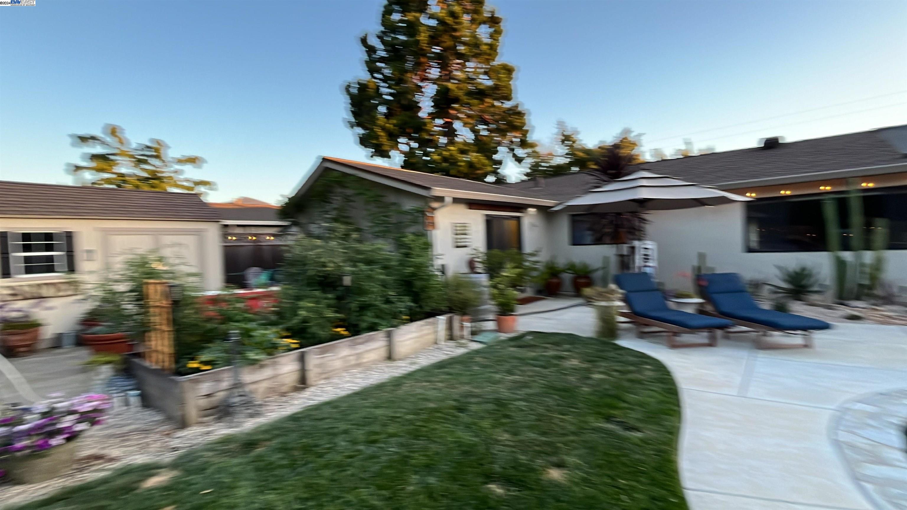 5929 Cardinet Dr