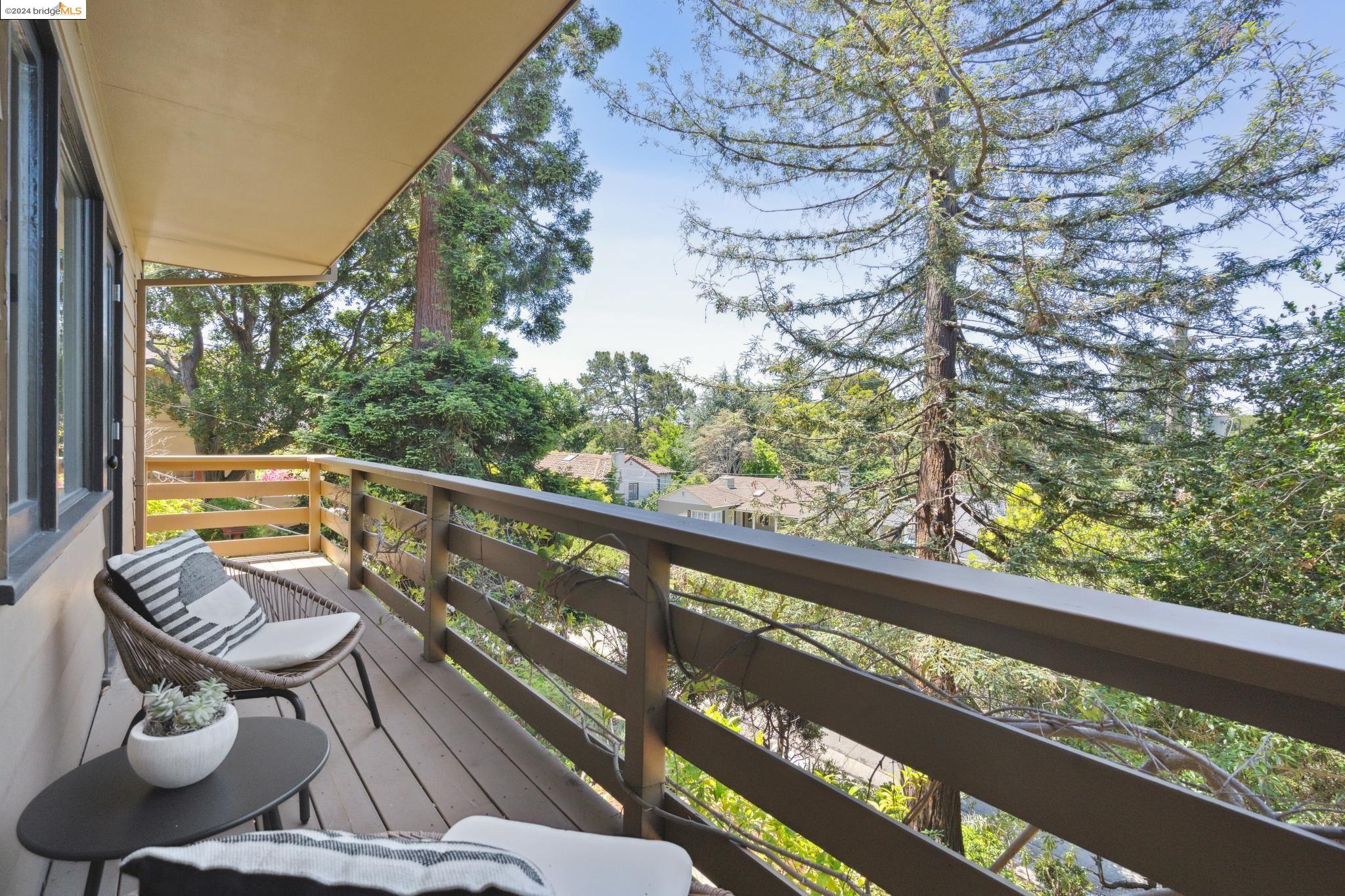 15 Ashmount Way