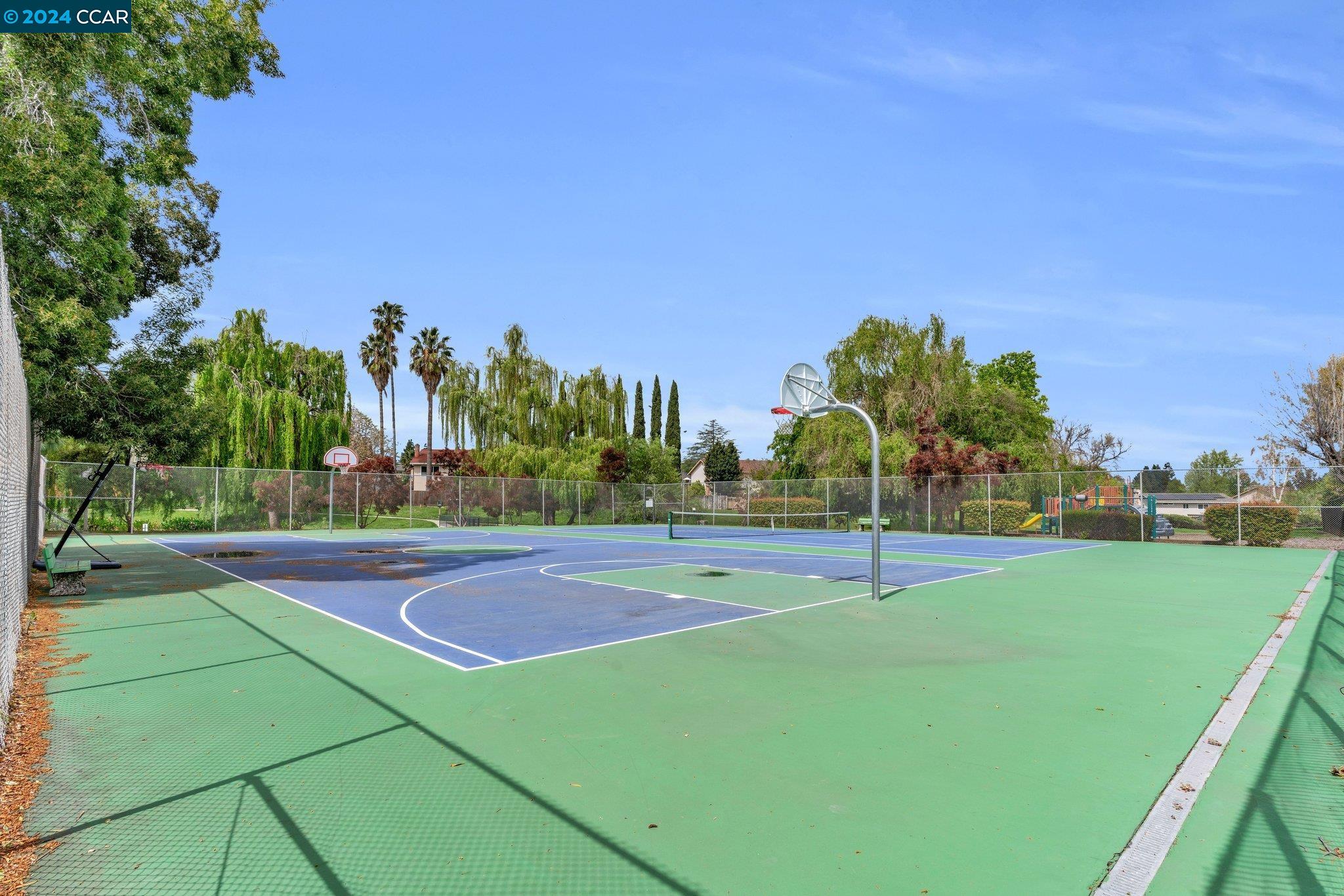 1362 Sussex Way