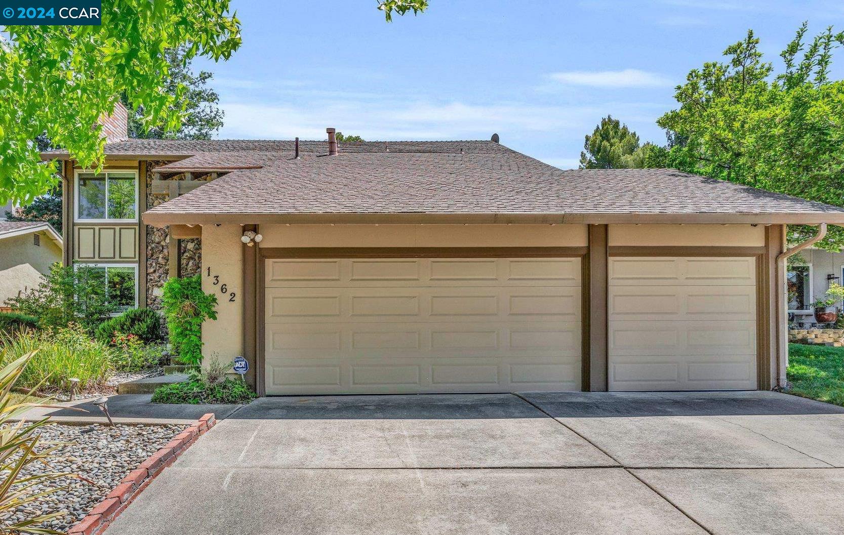 1362 Sussex Way