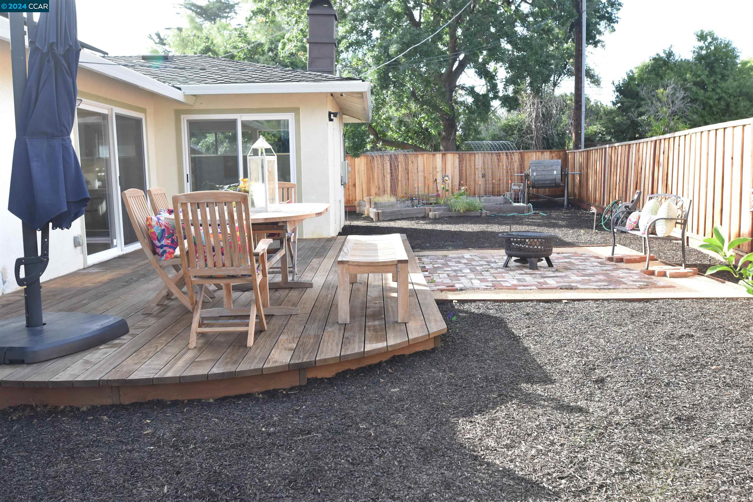 4290 Pinewood Ct.