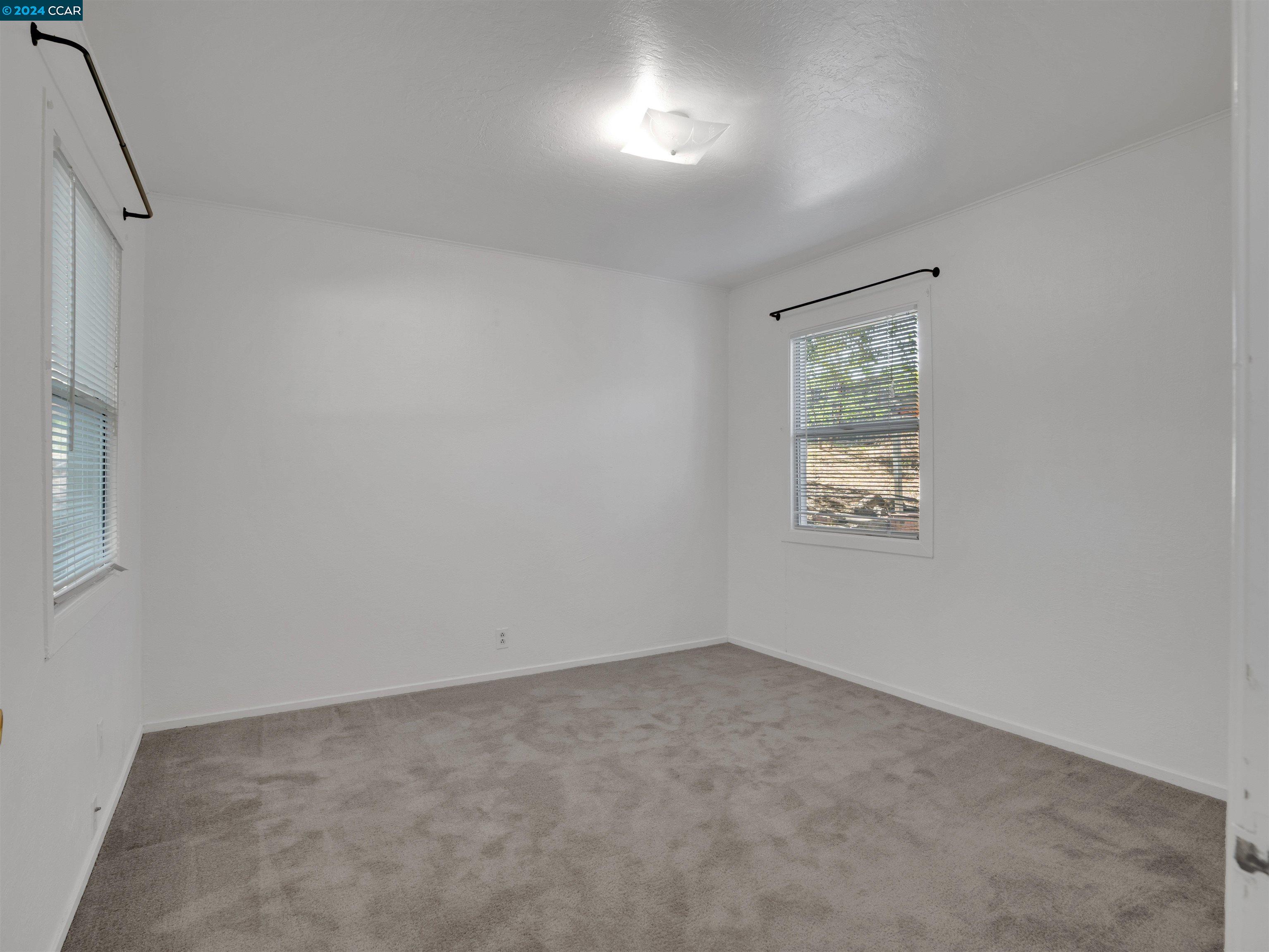 2515 Larkey Ln