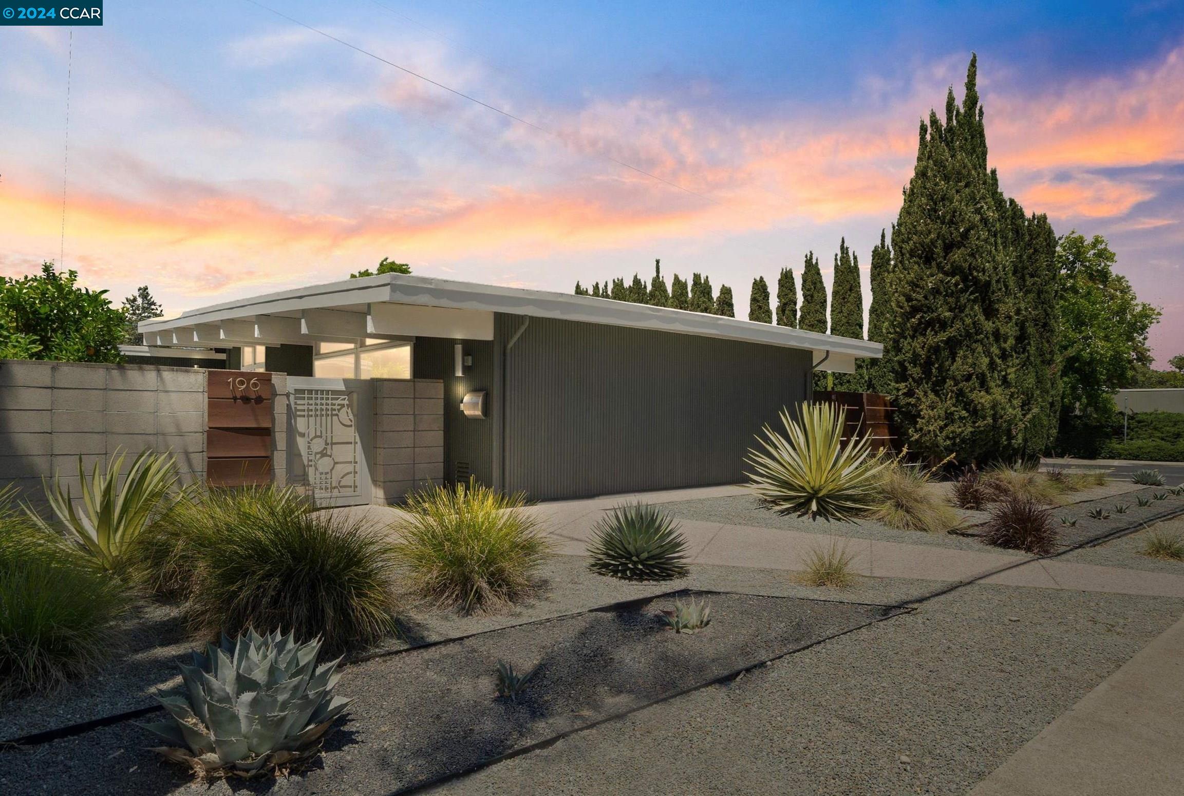 196 Los Cerros Ave