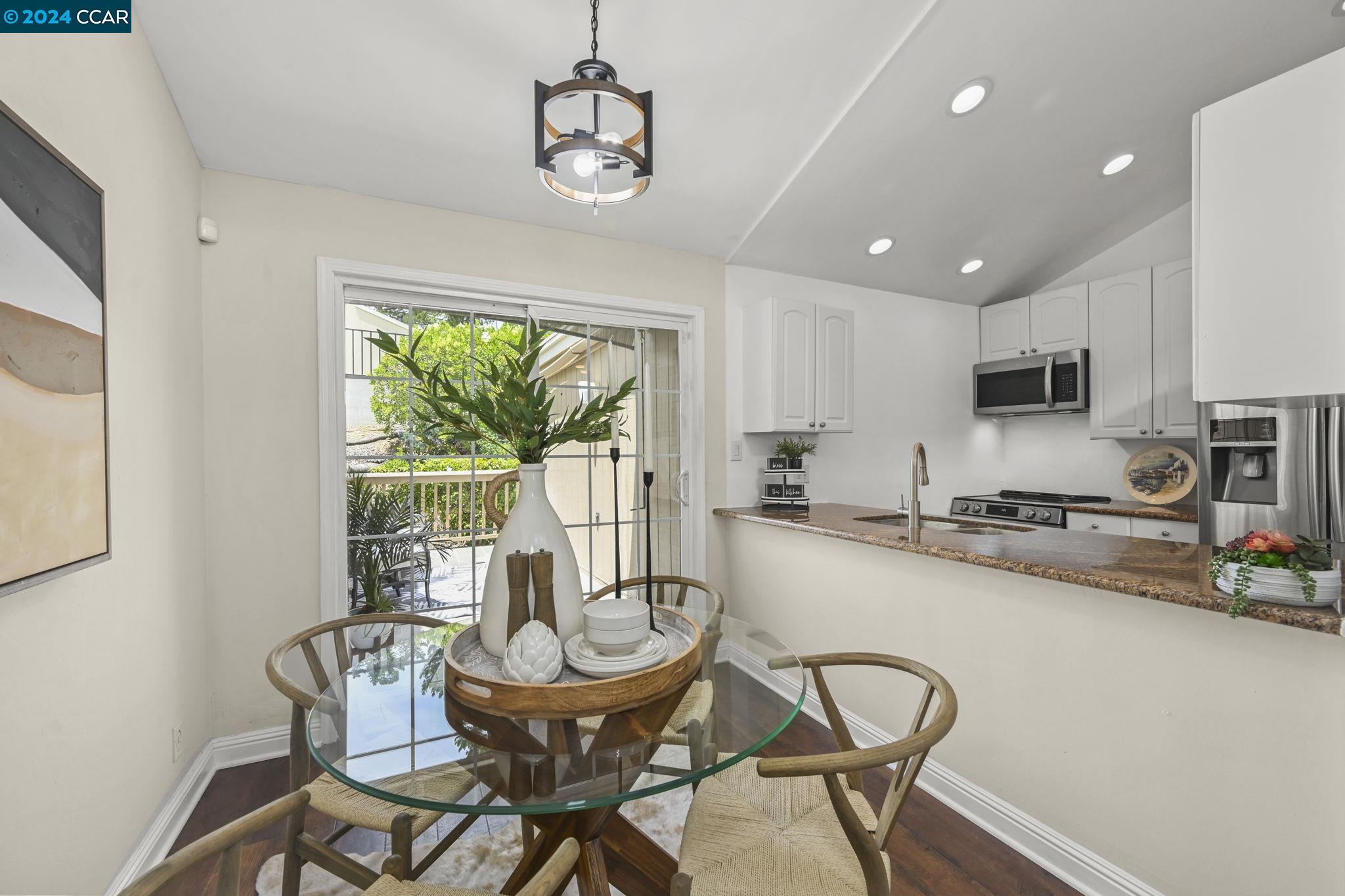 429 Ridgeview Dr