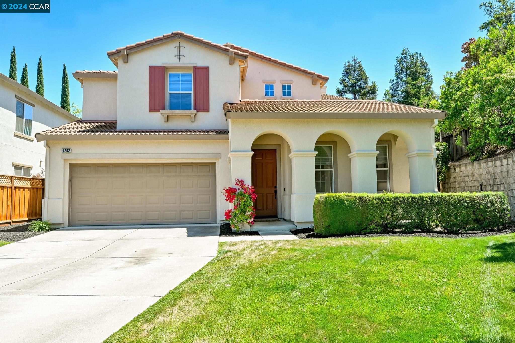 1262 Peregrine Ct