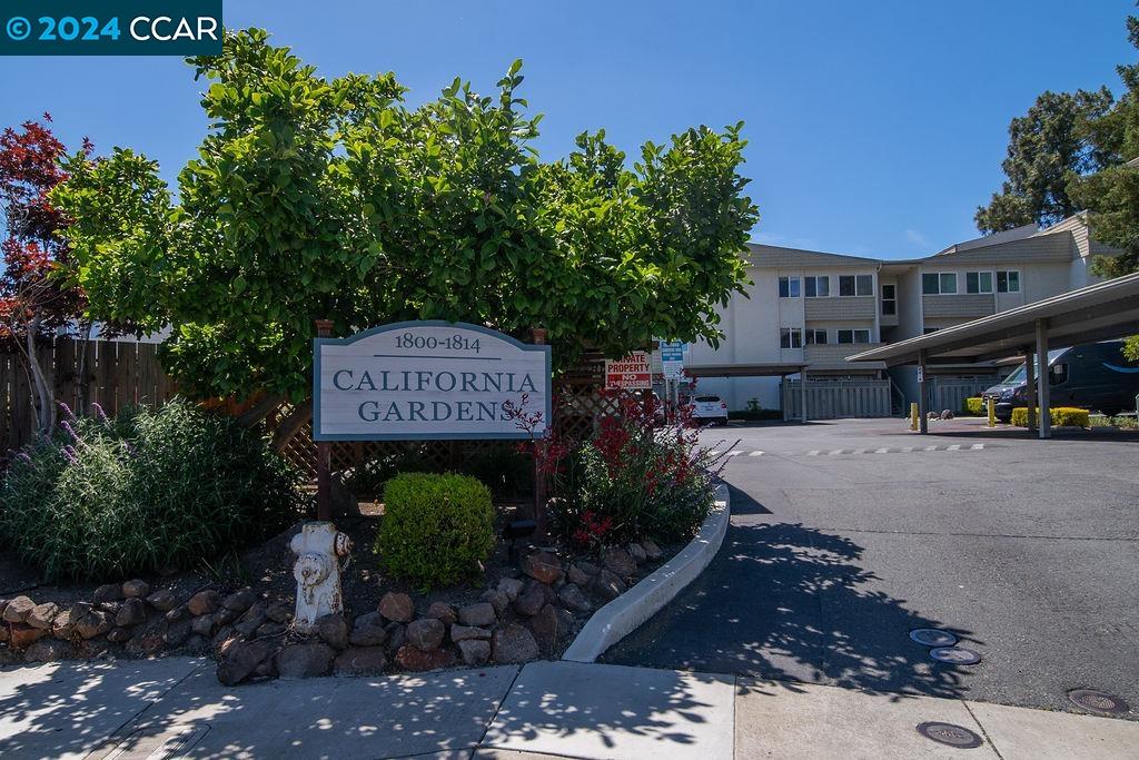 1814 Cole Ave # 4