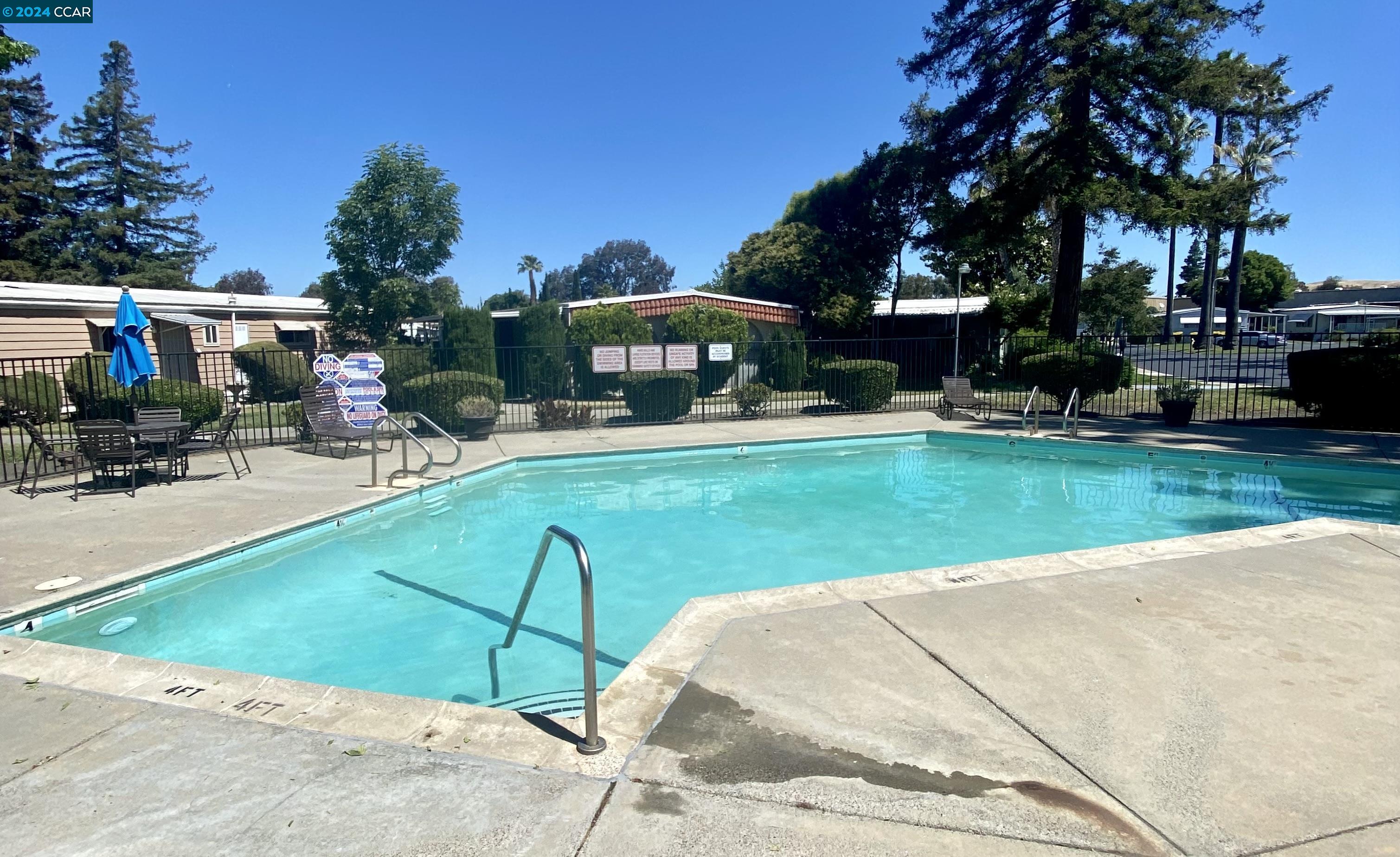 1067 Peralta