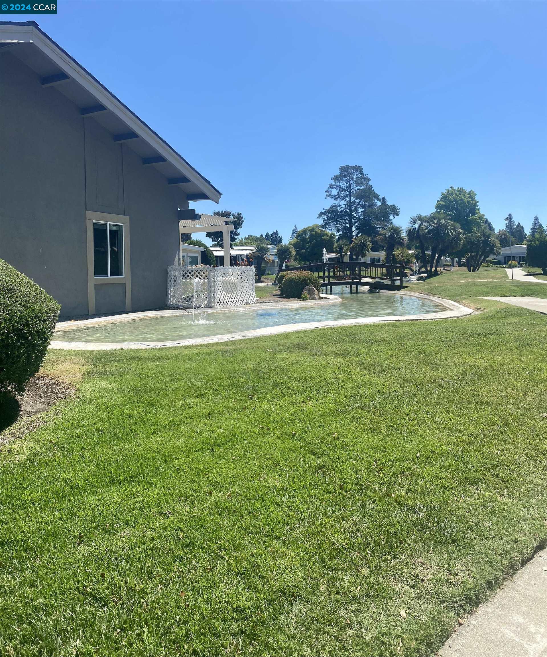 1067 Peralta