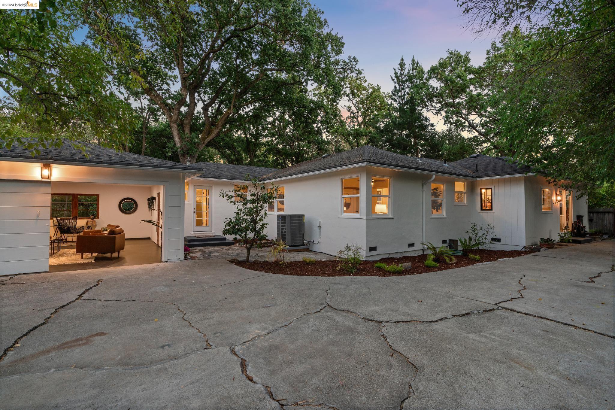 1005 Homestead Ave