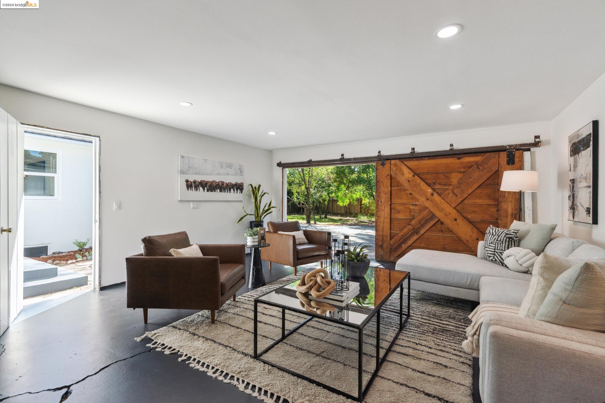 1005 Homestead Ave