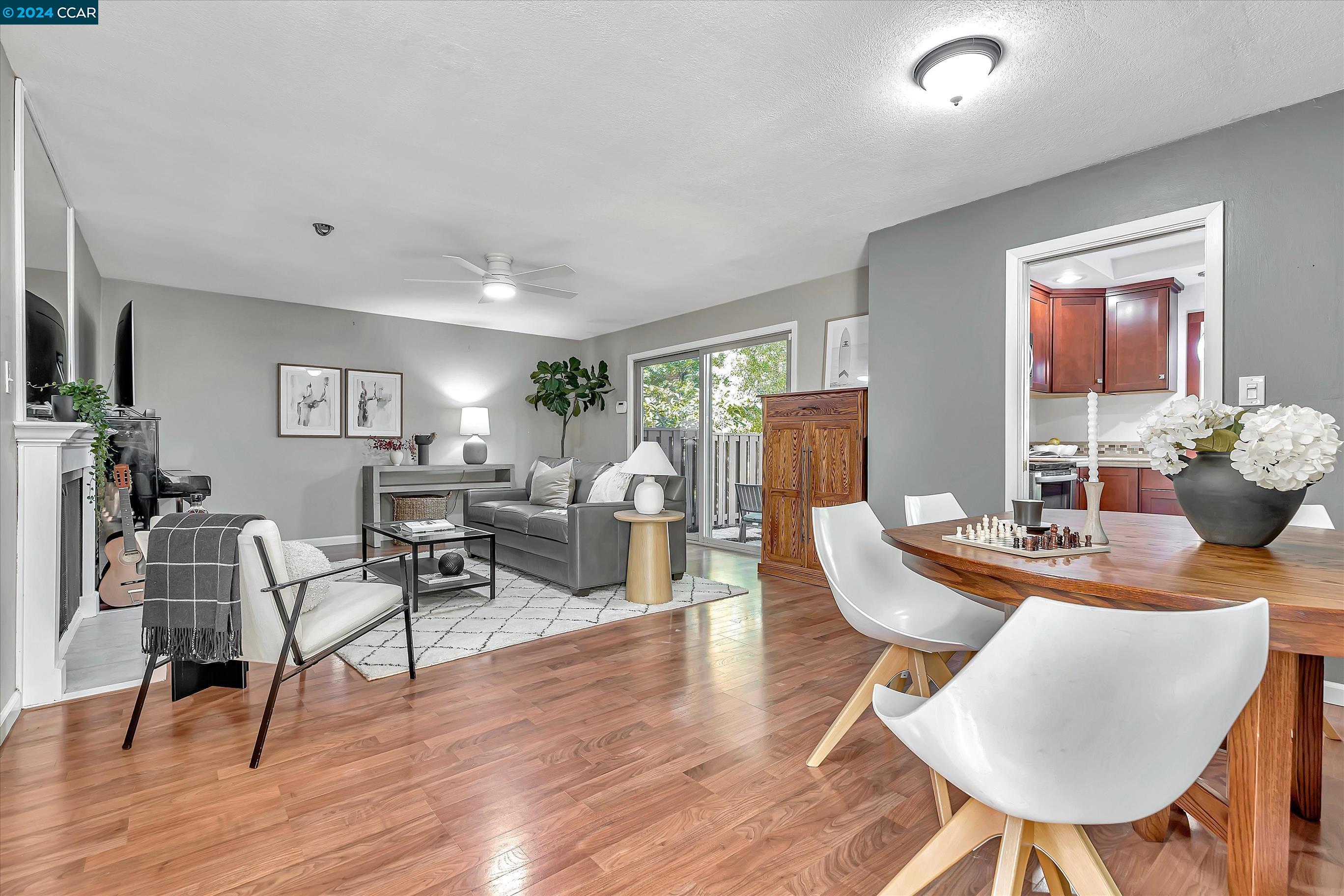 1677 Countrywood Ct