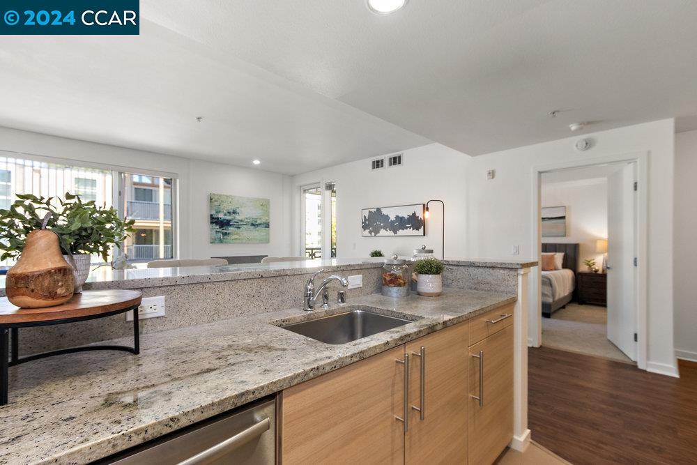 1655 N California # 332