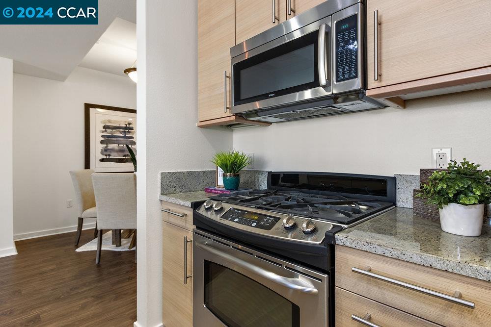 1655 N California # 332